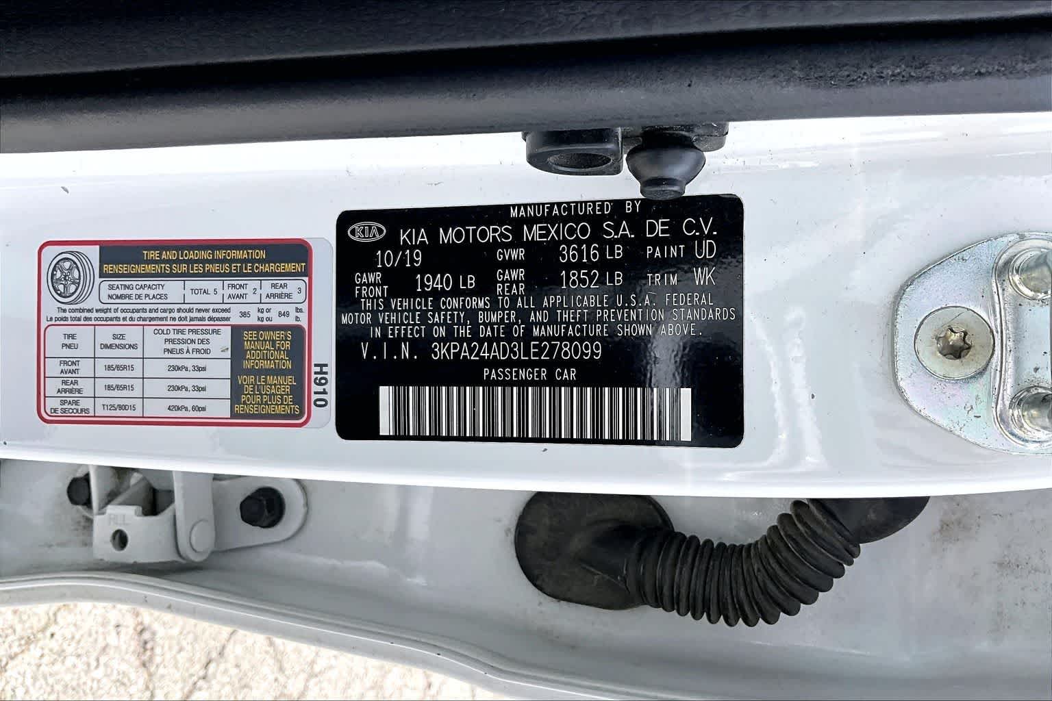 Thumbnail: 2020 Kia Rio - 28