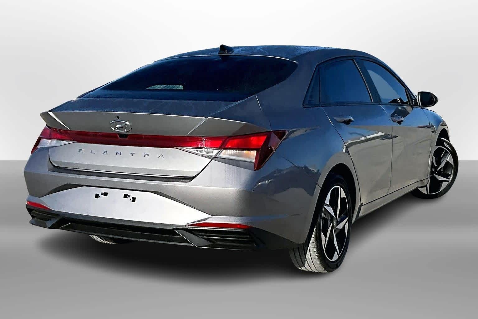Thumbnail: 2023 Hyundai Elantra - 2