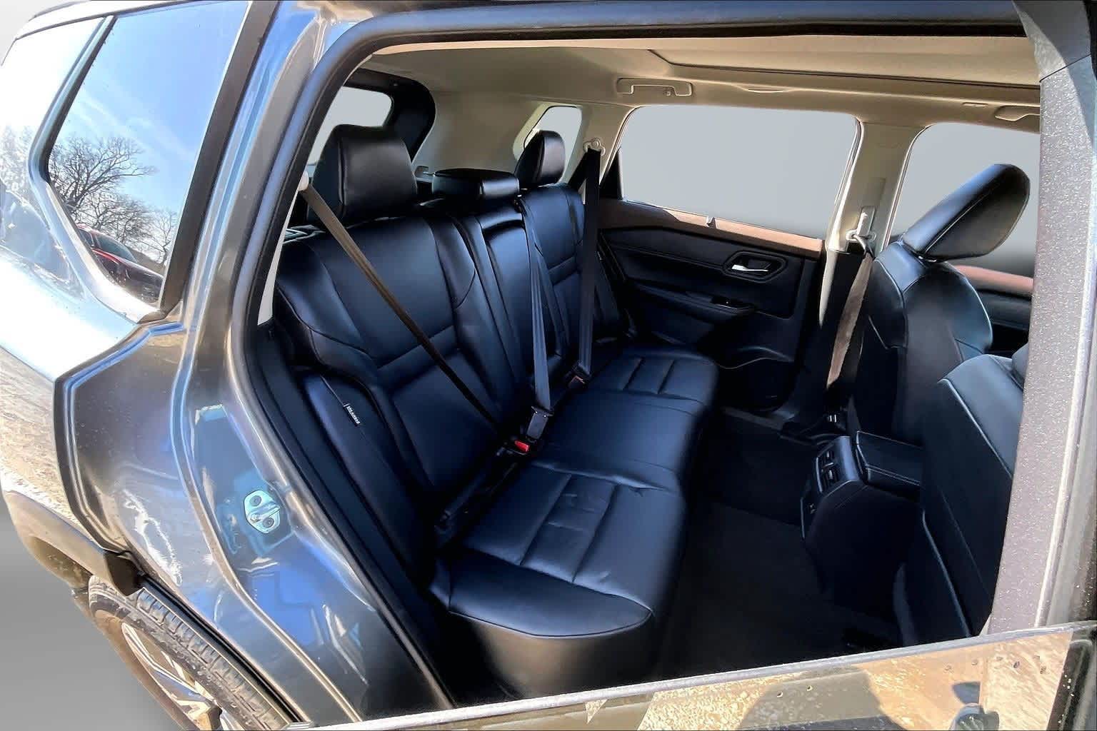 Thumbnail: 2023 Nissan Rogue - 26