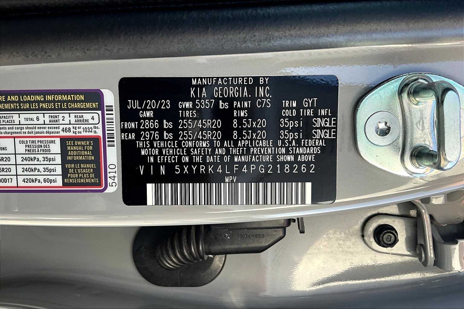 Thumbnail: 2023 Kia Sorento - 32