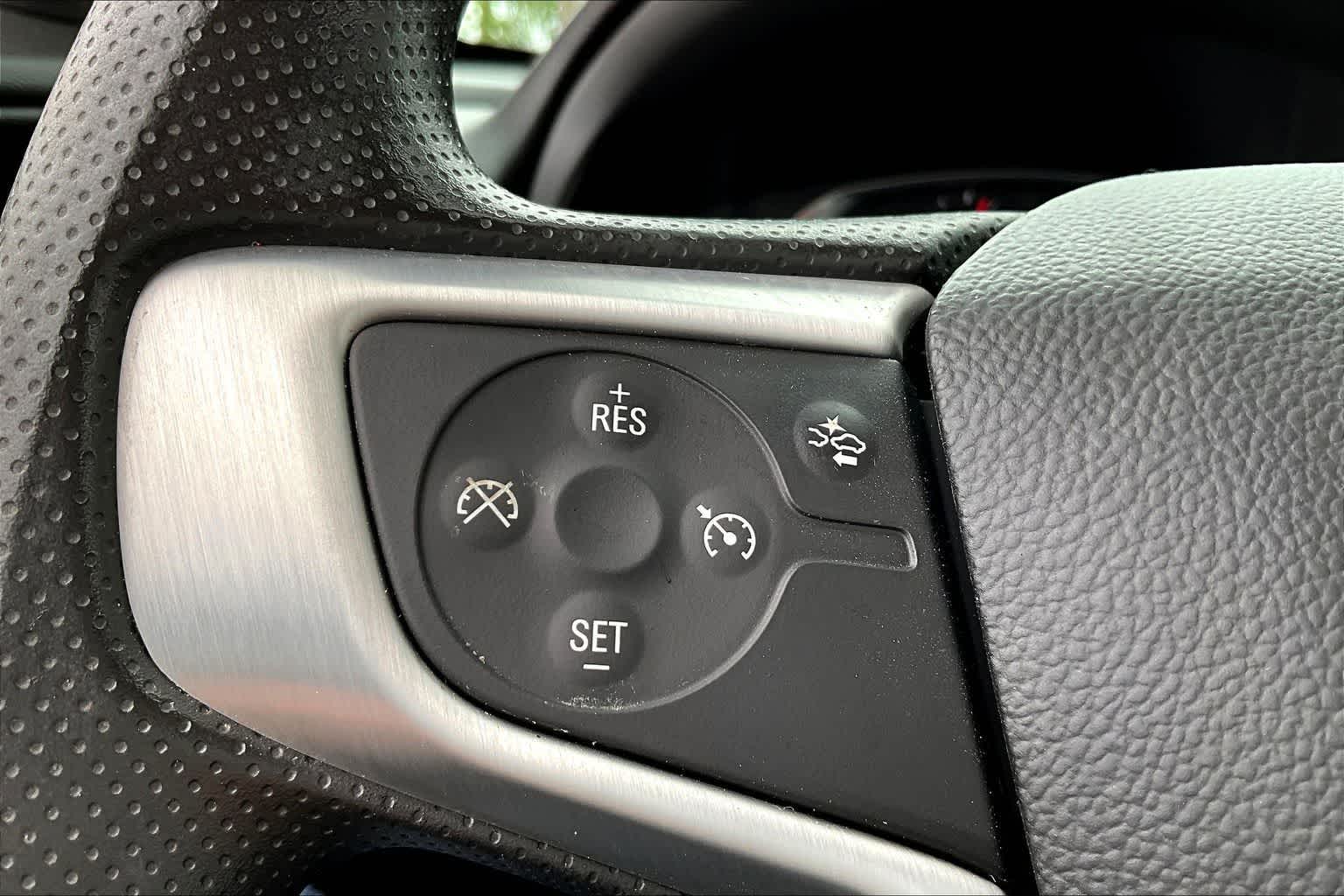 Thumbnail: 2022 GMC Terrain - 17