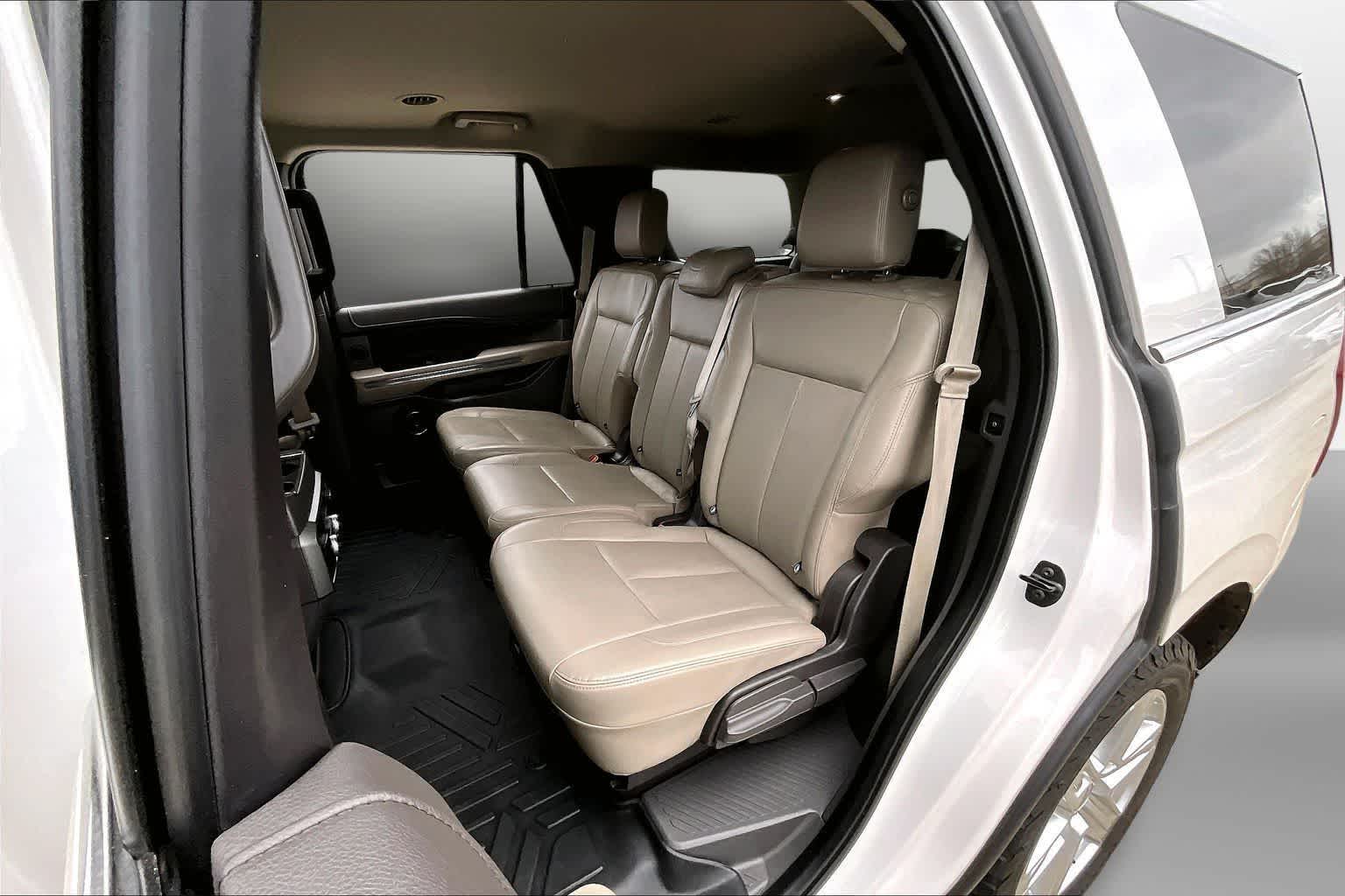 Thumbnail: 2019 Ford Expedition - 24