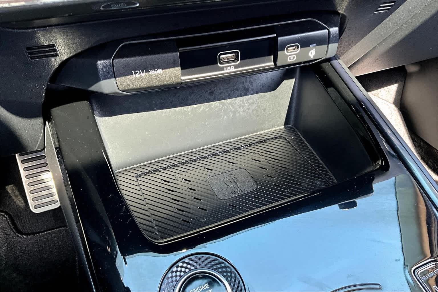 2023 Kia Niro SX Touring 25