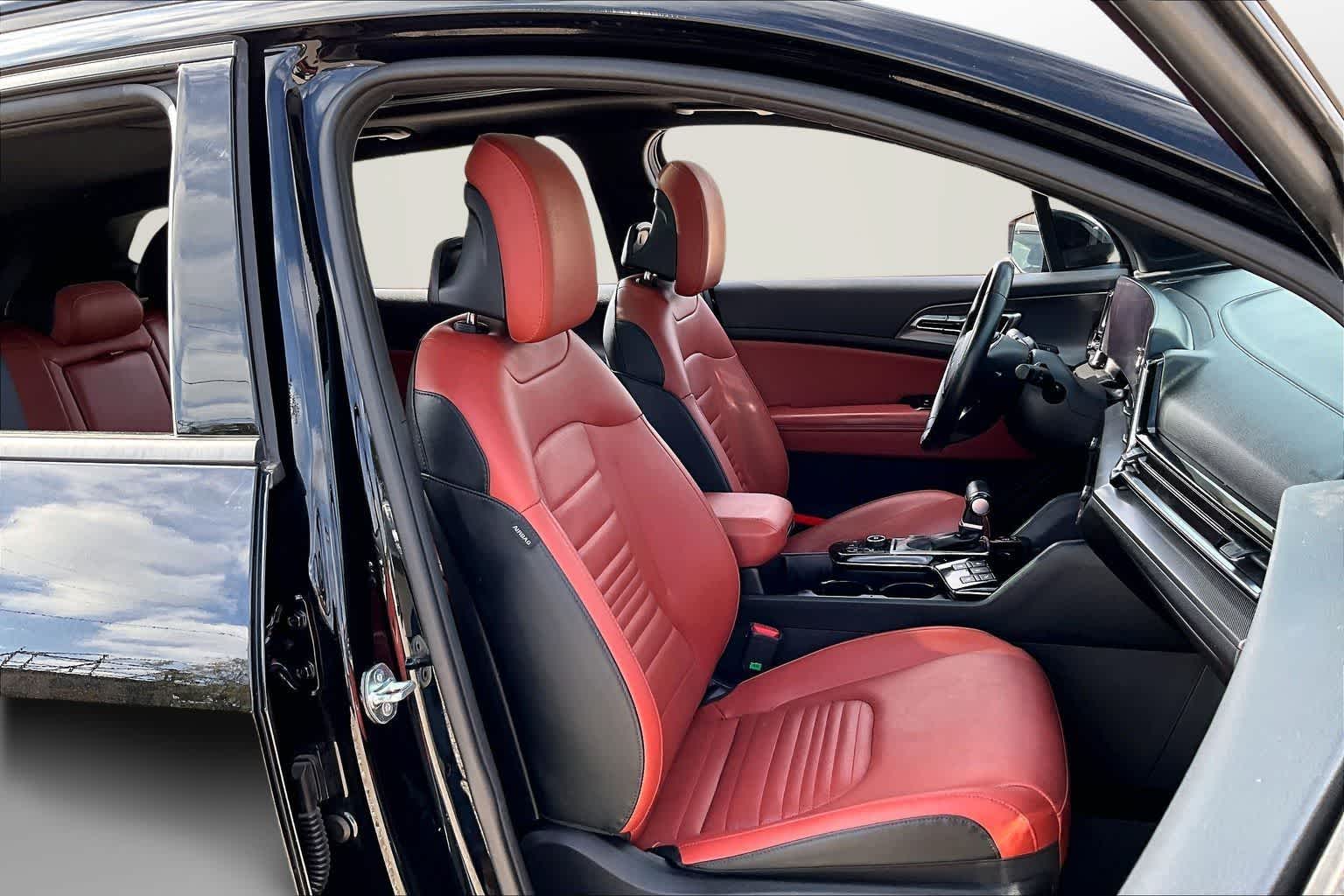 Thumbnail: 2023 Kia Sportage - 7