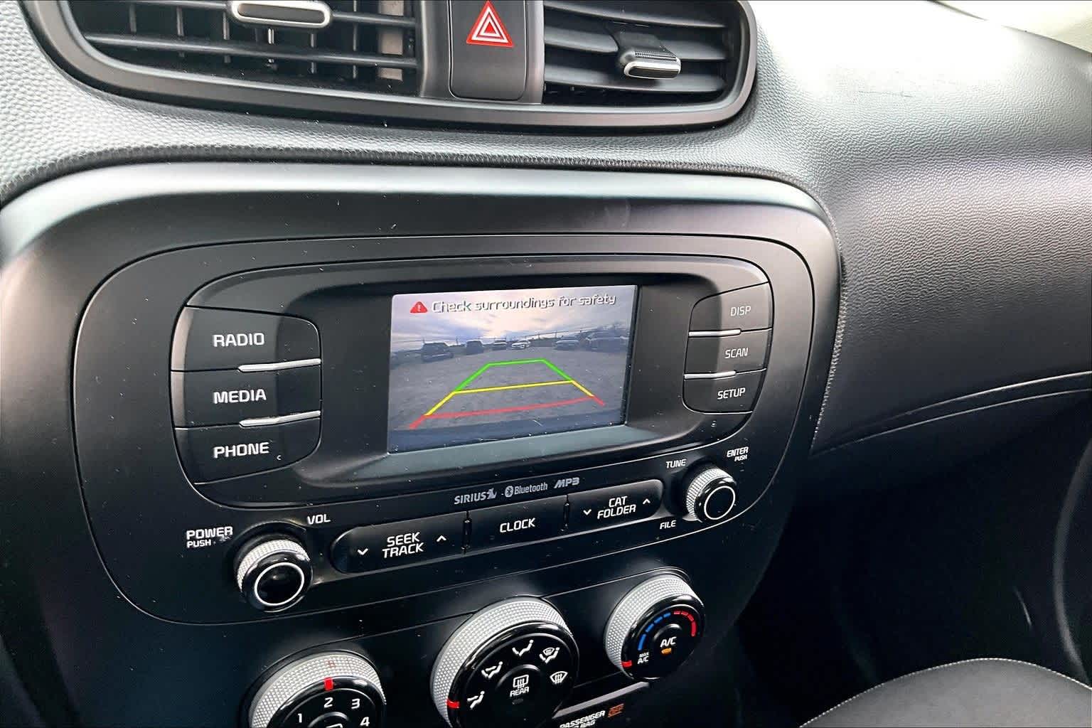 Thumbnail: 2016 Kia Soul - 22