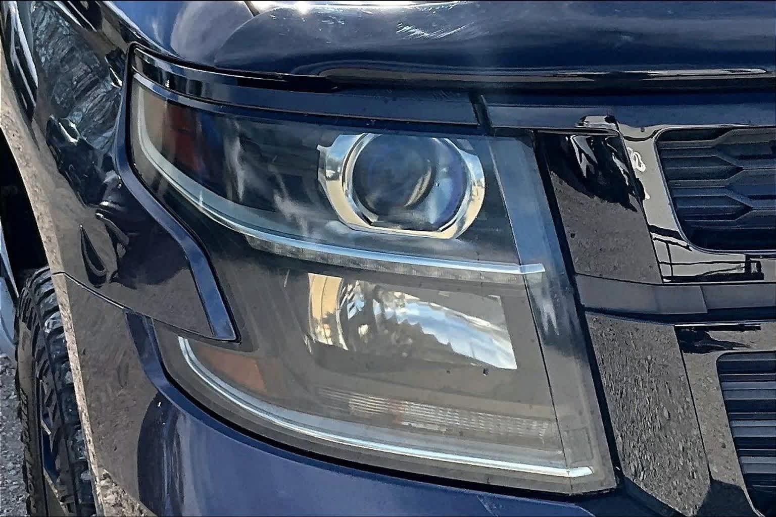 Thumbnail: 2016 Chevrolet Suburban - 30