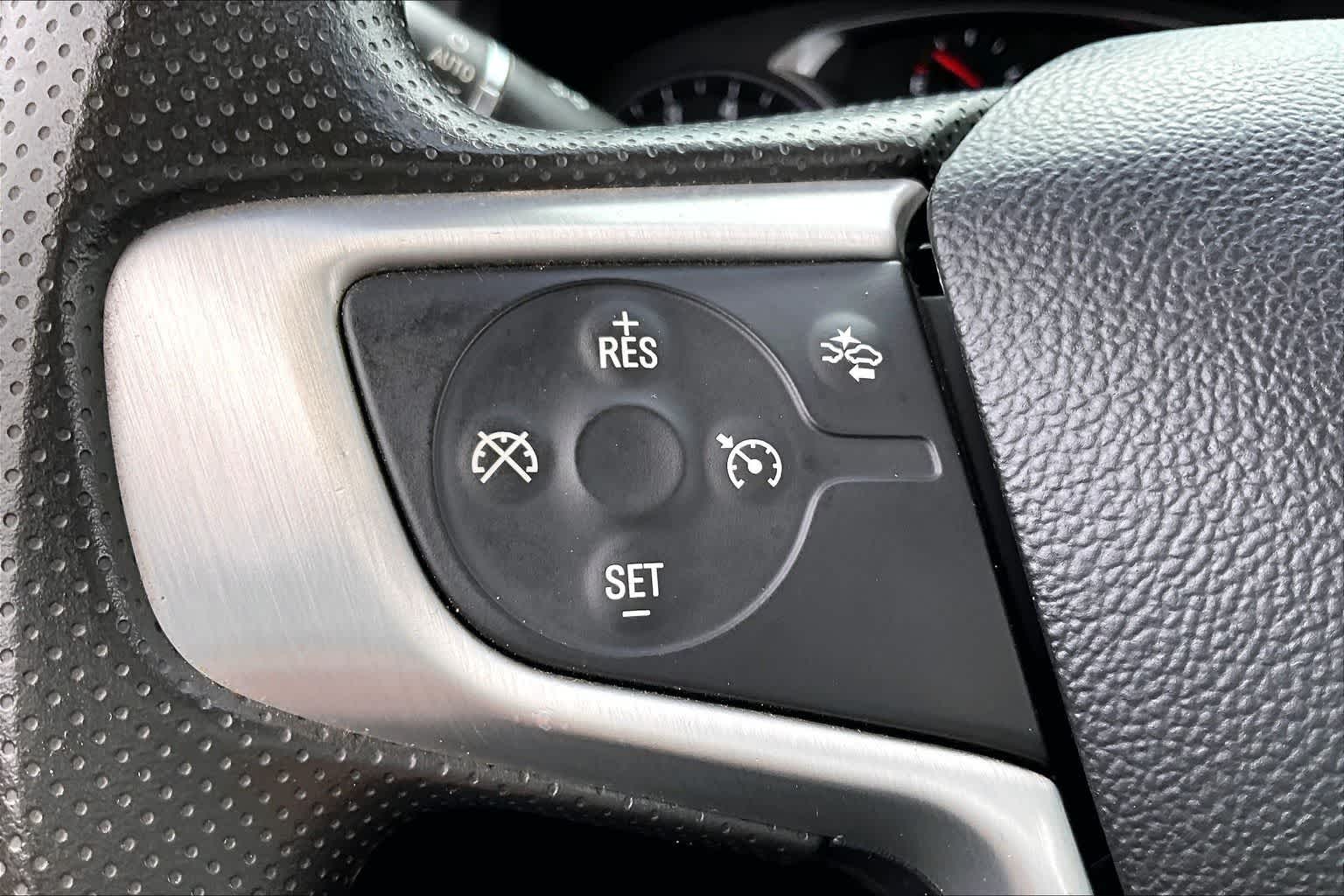 Thumbnail: 2021 GMC Acadia - 17