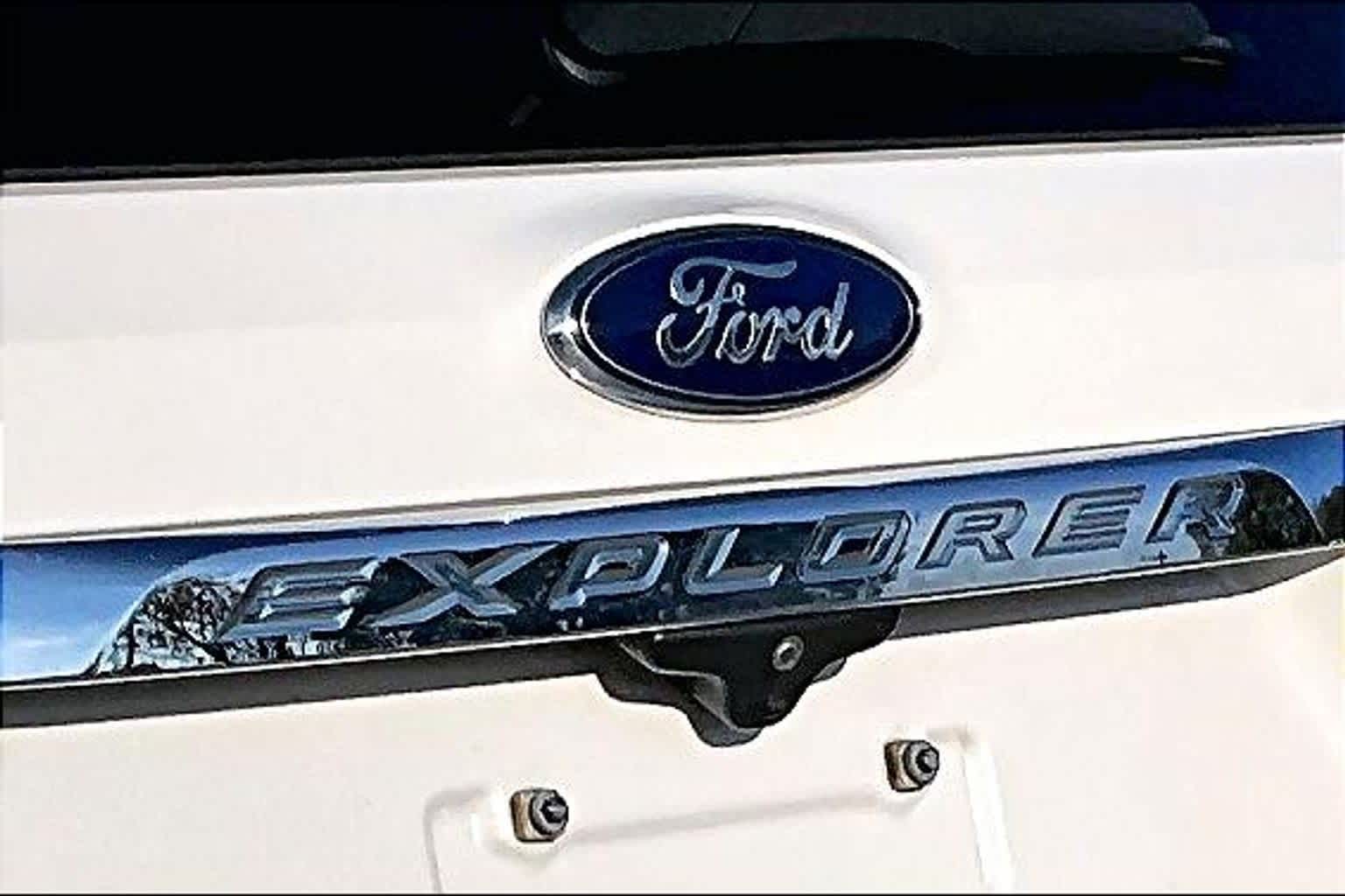 Thumbnail: 2019 Ford Explorer - 31