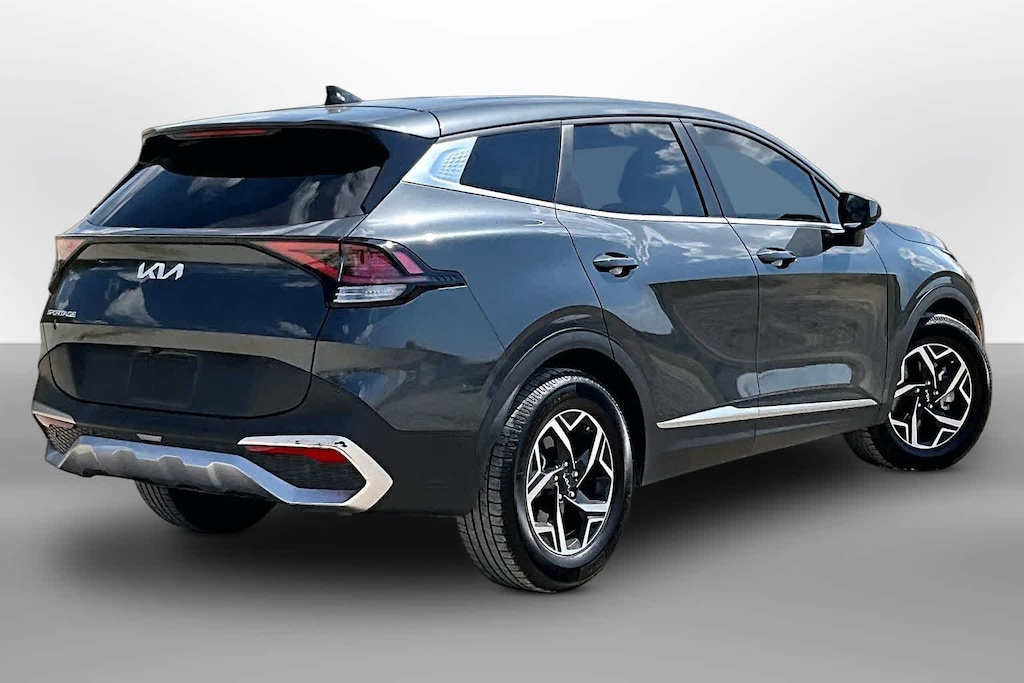 Used 2024 Kia Sportage LX SUV