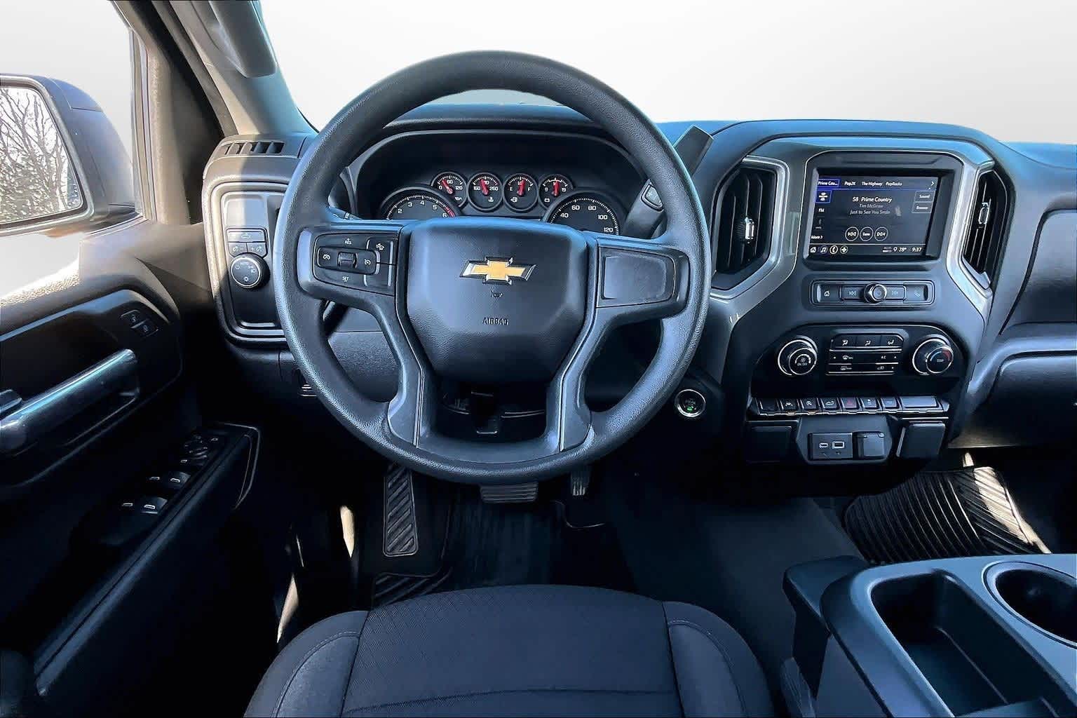 Thumbnail: 2025 Chevrolet Silverado 1500 - 5