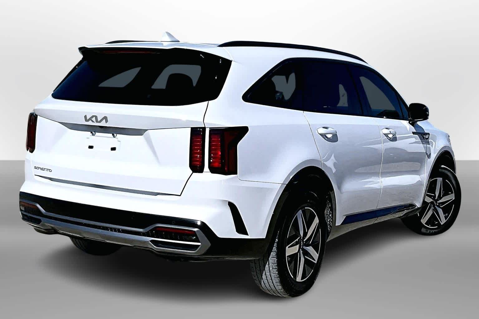 Thumbnail: 2023 Kia Sorento - 2