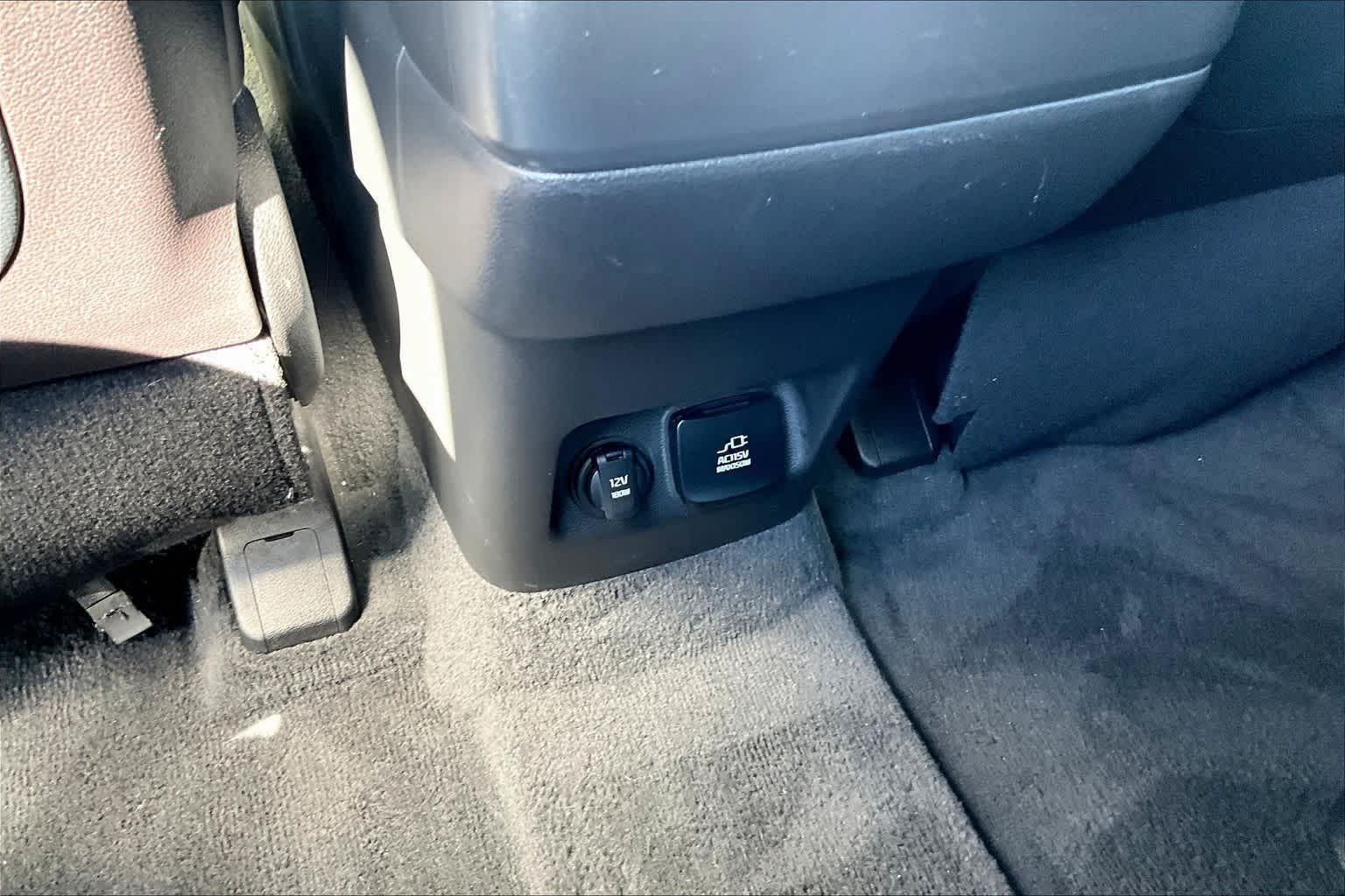 Thumbnail: 2024 Kia Telluride - 22