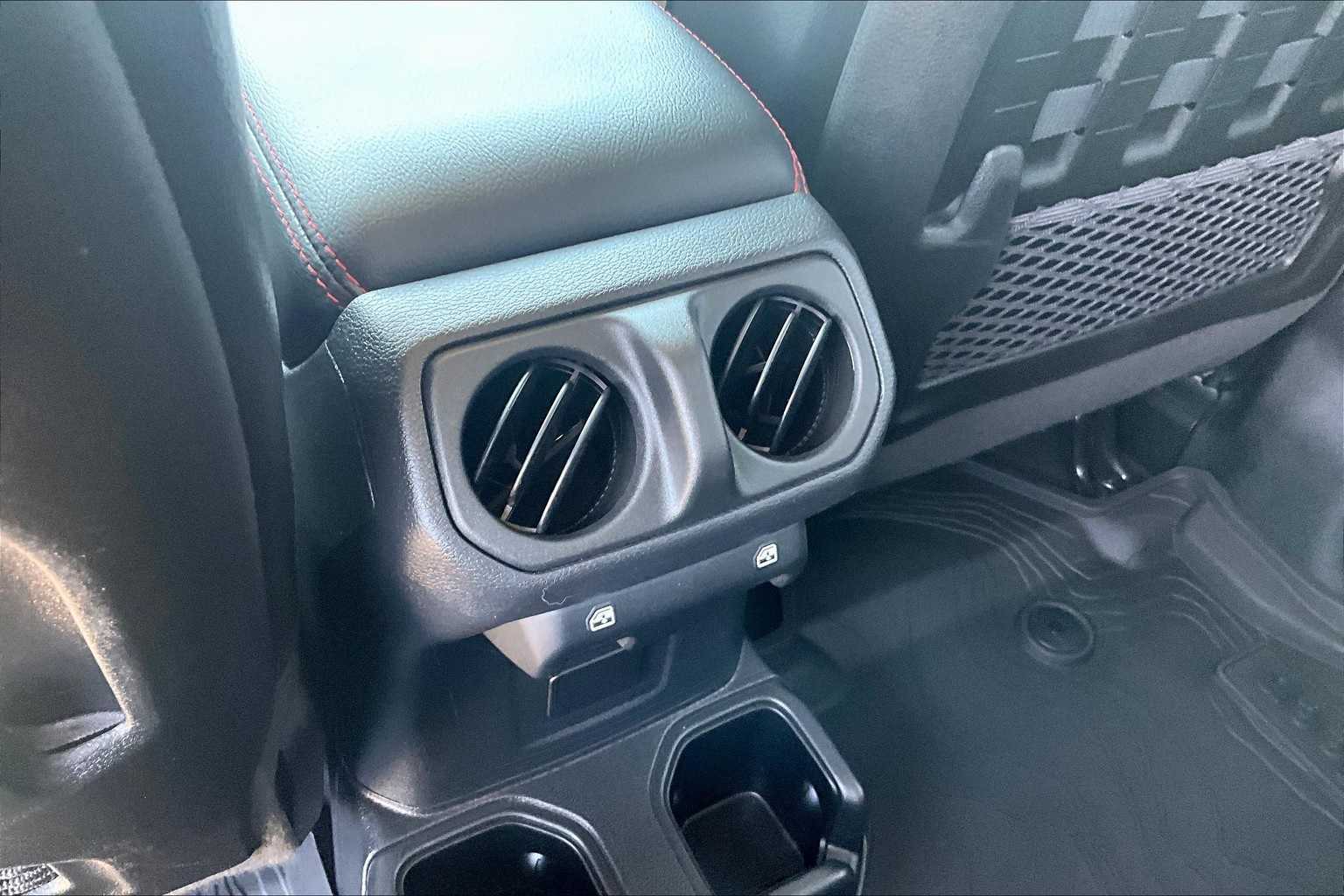 Thumbnail: 2022 Jeep Gladiator - 24