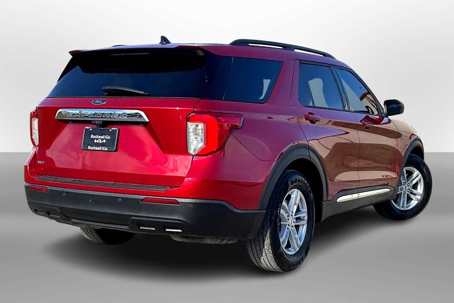 Thumbnail: 2021 Ford Explorer - 2