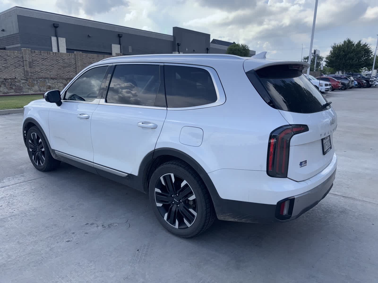 Thumbnail: 2023 Kia Telluride - 7