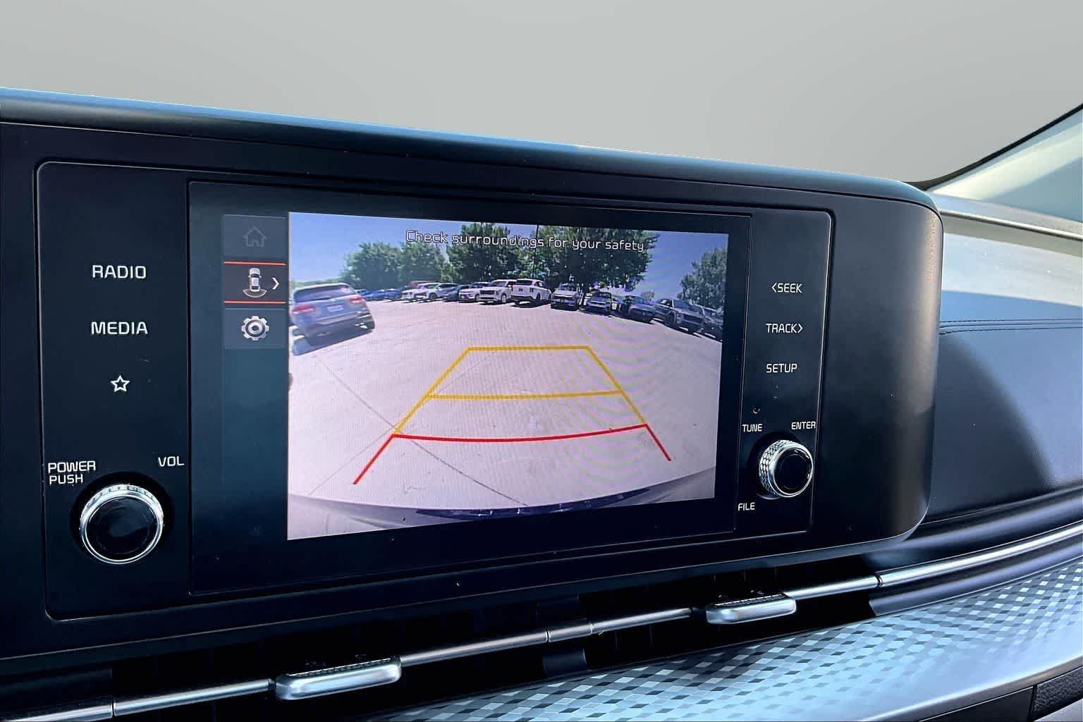 Thumbnail: 2024 Kia Carnival - 19