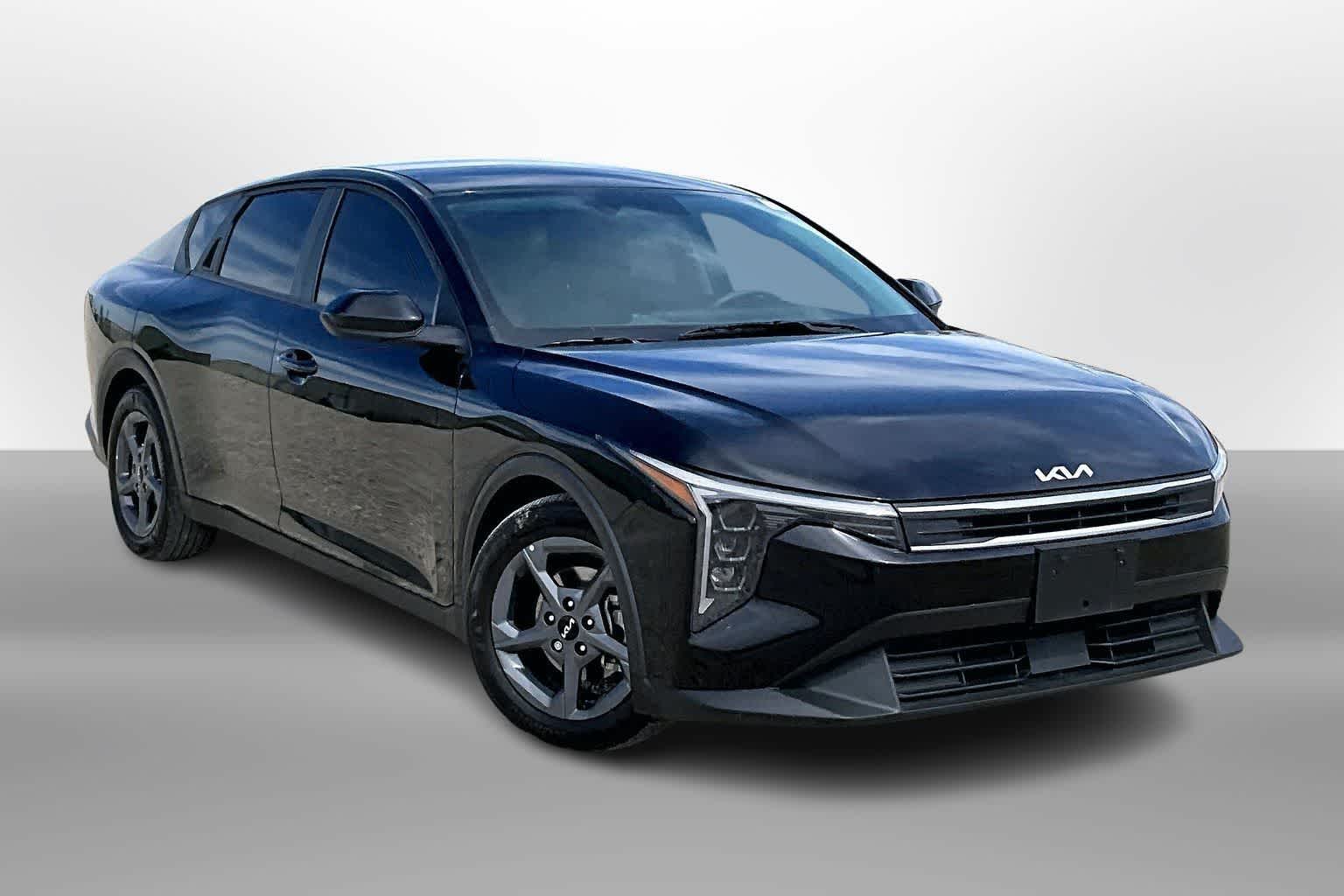 Thumbnail: 2025 Kia K4 - 10