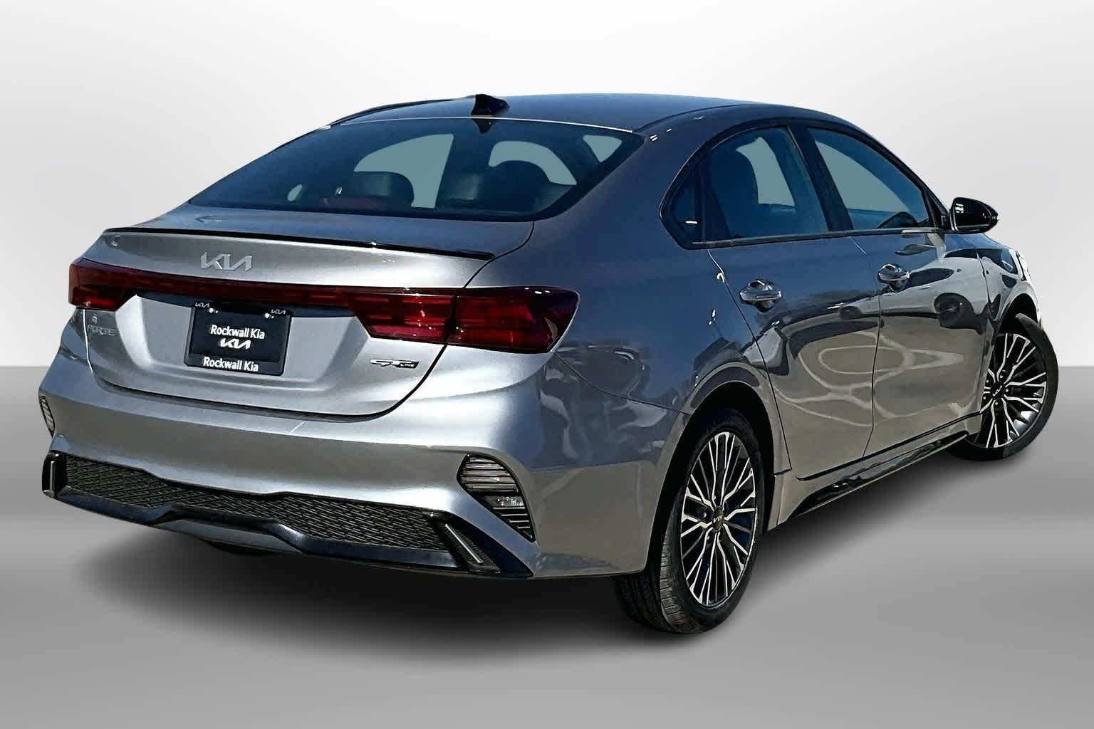 Thumbnail: 2023 Kia Forte - 2