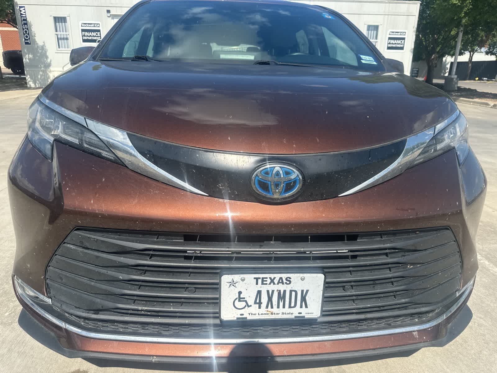 Thumbnail: 2022 Toyota Sienna - 2