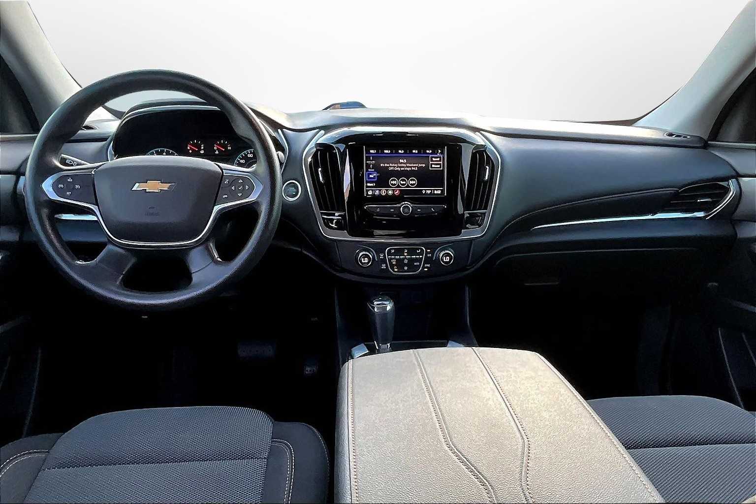 Thumbnail: 2020 Chevrolet Traverse - 14
