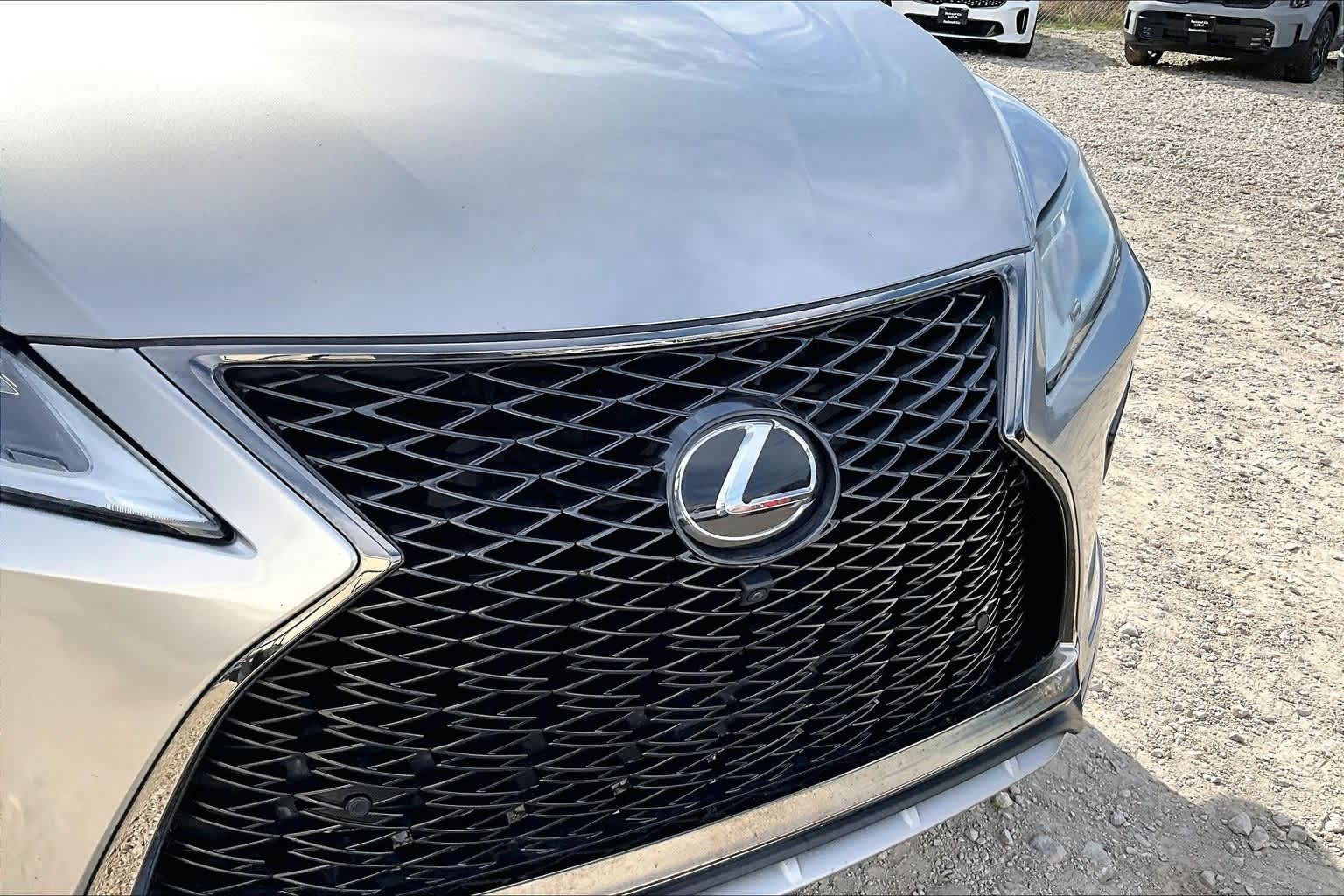 Thumbnail: 2022 Lexus RX - 27