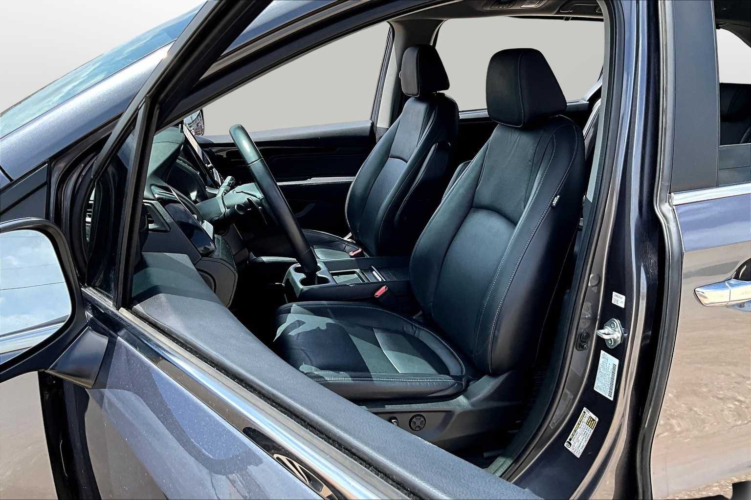 Thumbnail: 2023 Honda Odyssey - 25