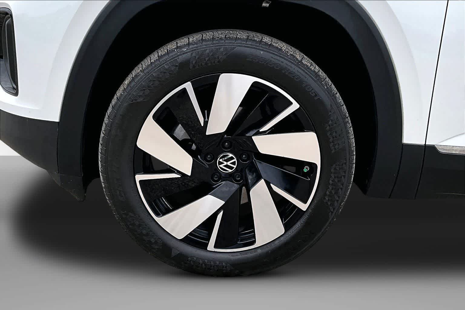 Thumbnail: 2024 Volkswagen Atlas - 8