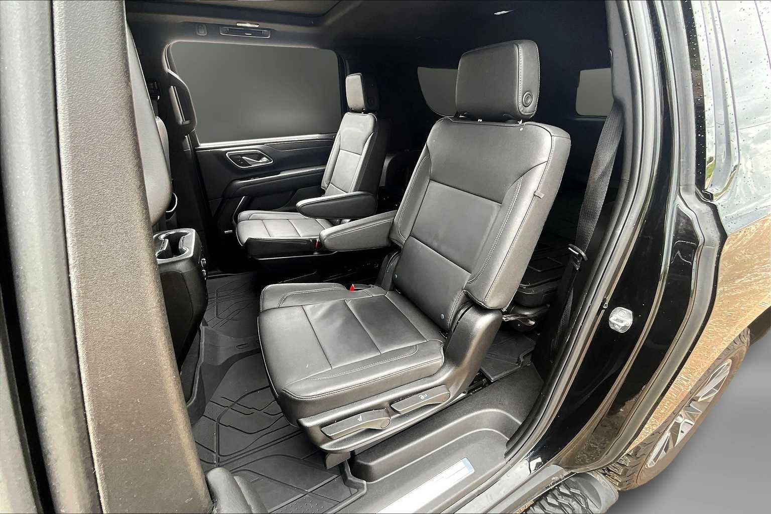 Thumbnail: 2023 Chevrolet Suburban - 27