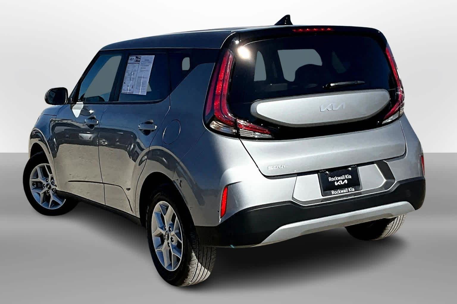 Thumbnail: 2023 Kia Soul - 11