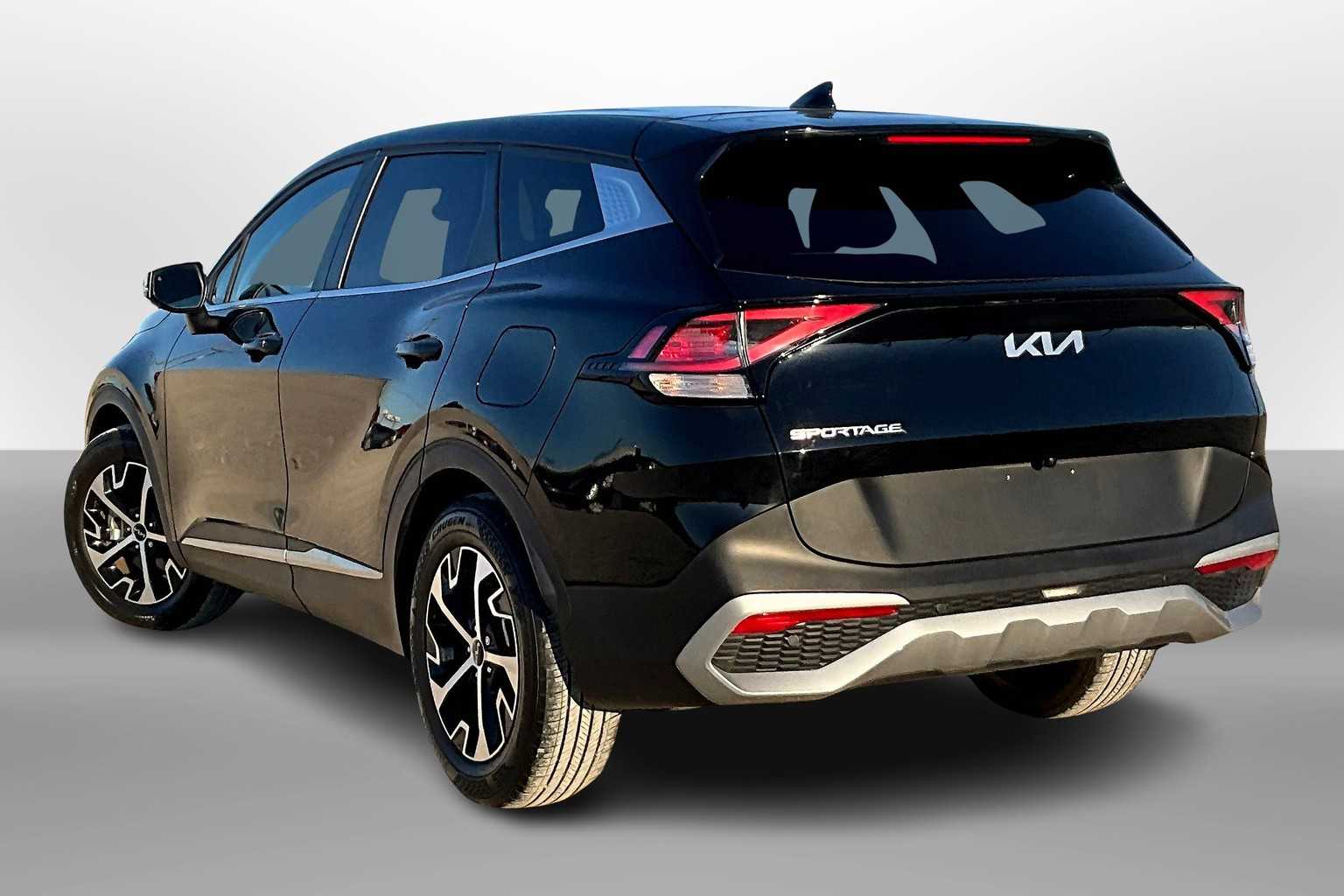 Thumbnail: 2023 Kia Sportage - 11