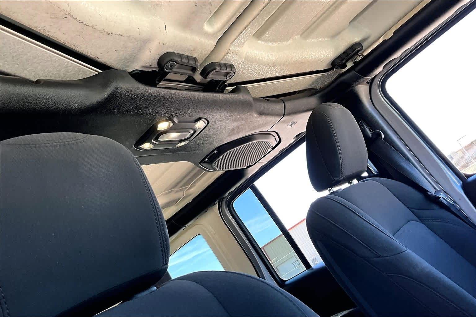 Thumbnail: 2020 Jeep Wrangler - 16