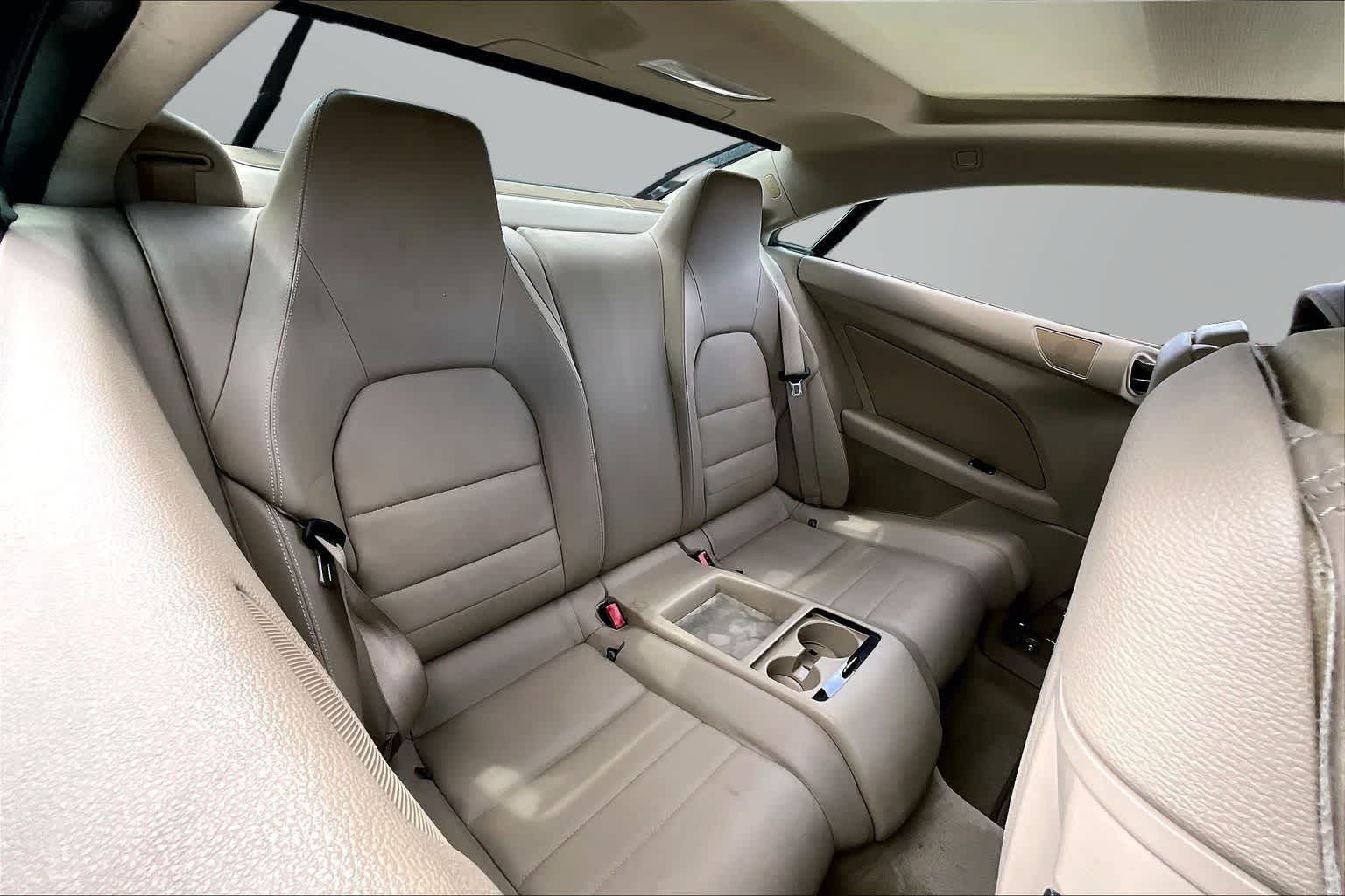Thumbnail: 2010 Mercedes-Benz E-Class - 21