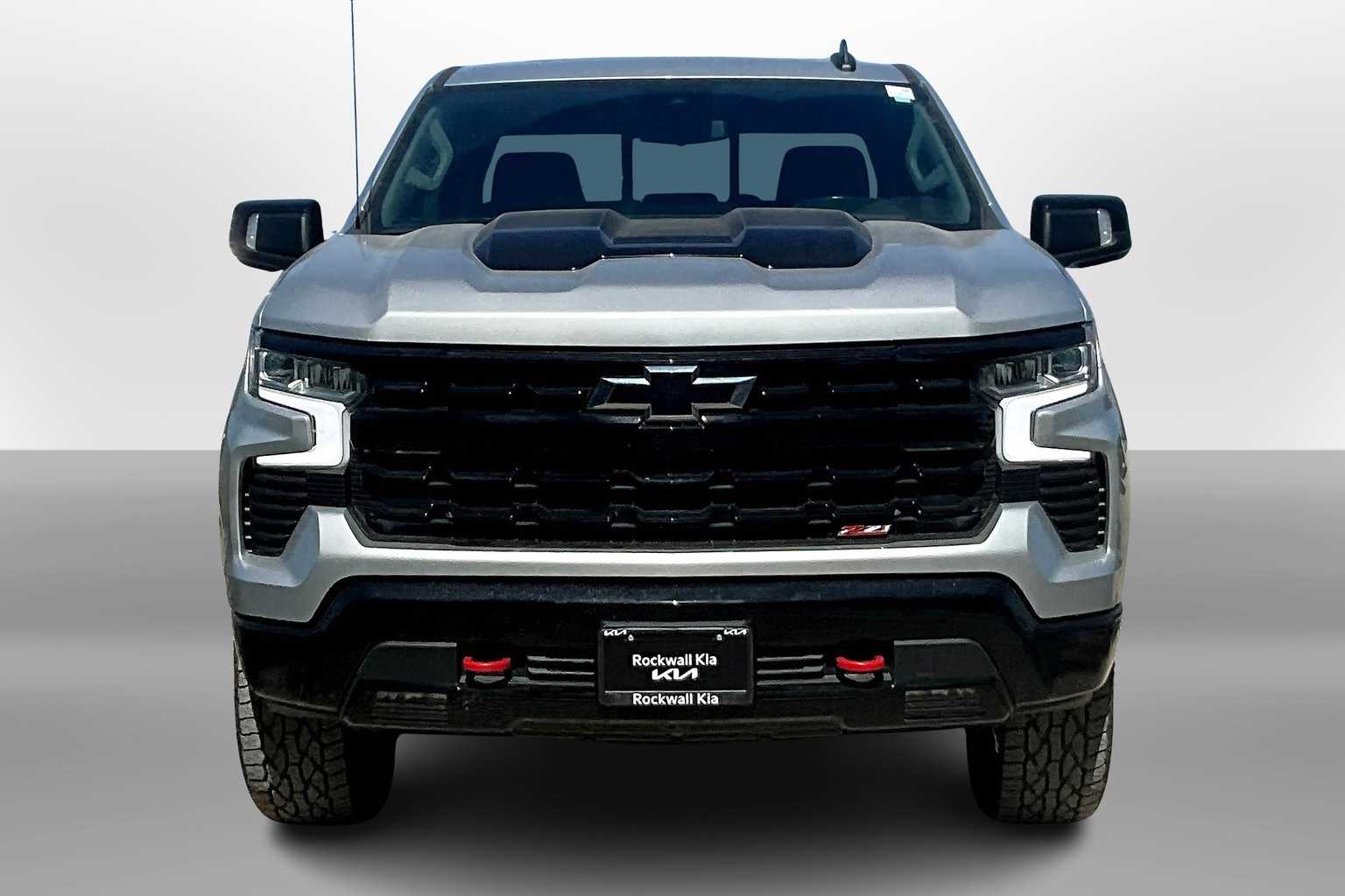 Thumbnail: 2022 Chevrolet Silverado 1500 - 3