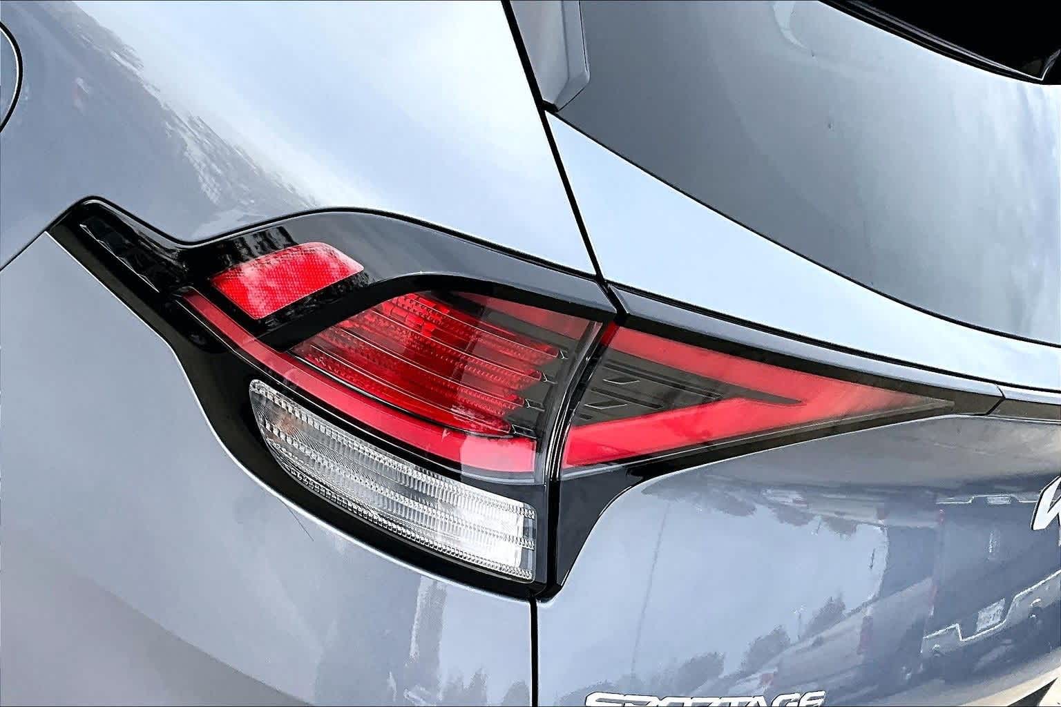 Thumbnail: 2023 Kia Sportage - 30