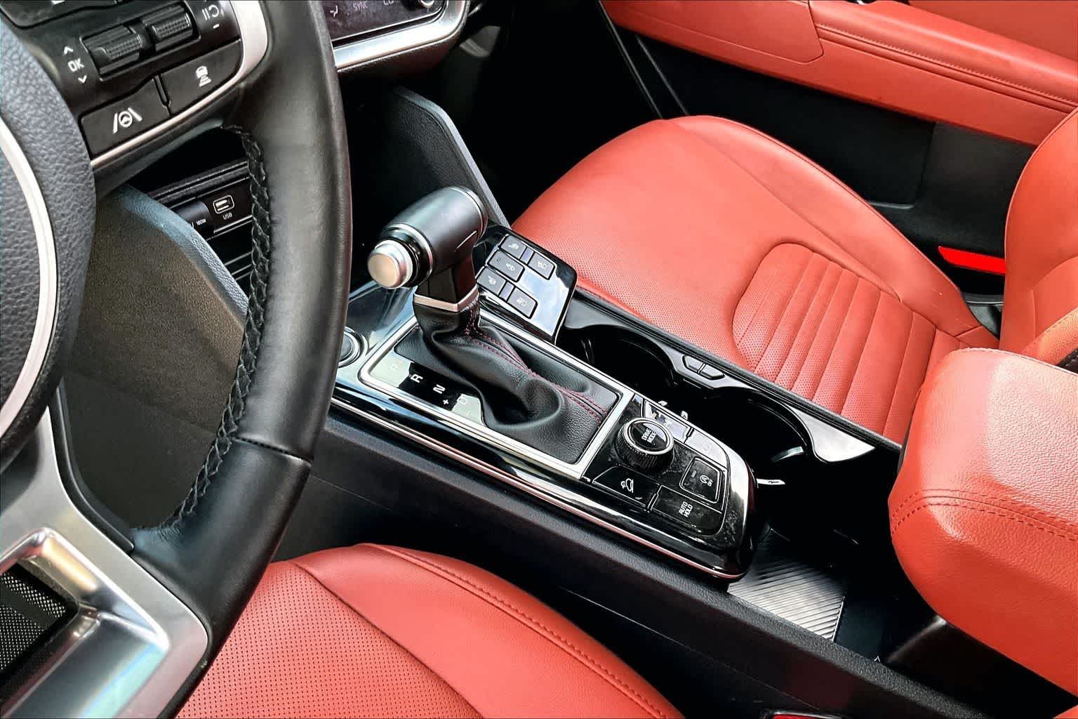 Thumbnail: 2023 Kia Sportage - 13