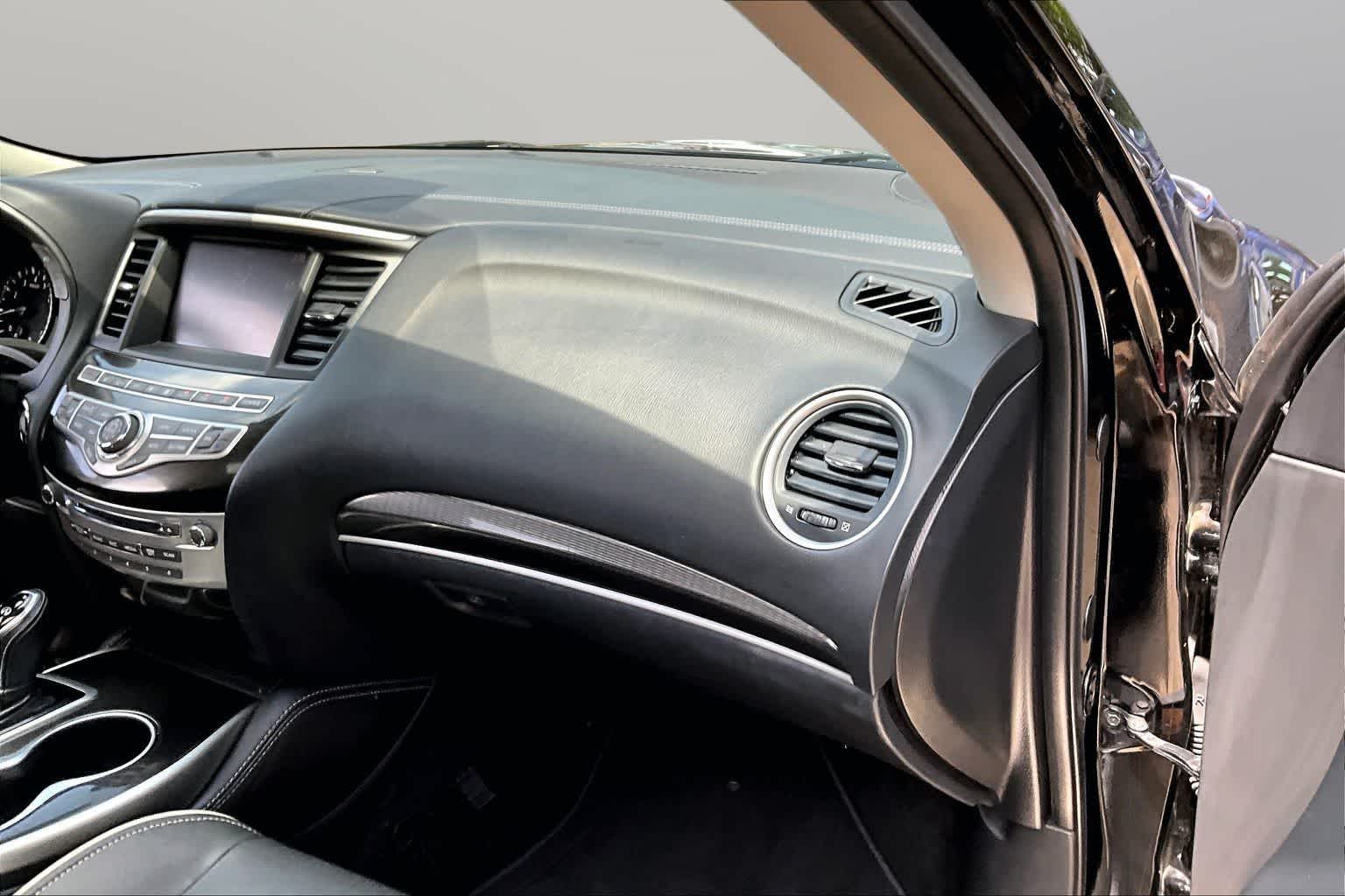 Thumbnail: 2019 INFINITI QX60 - 15