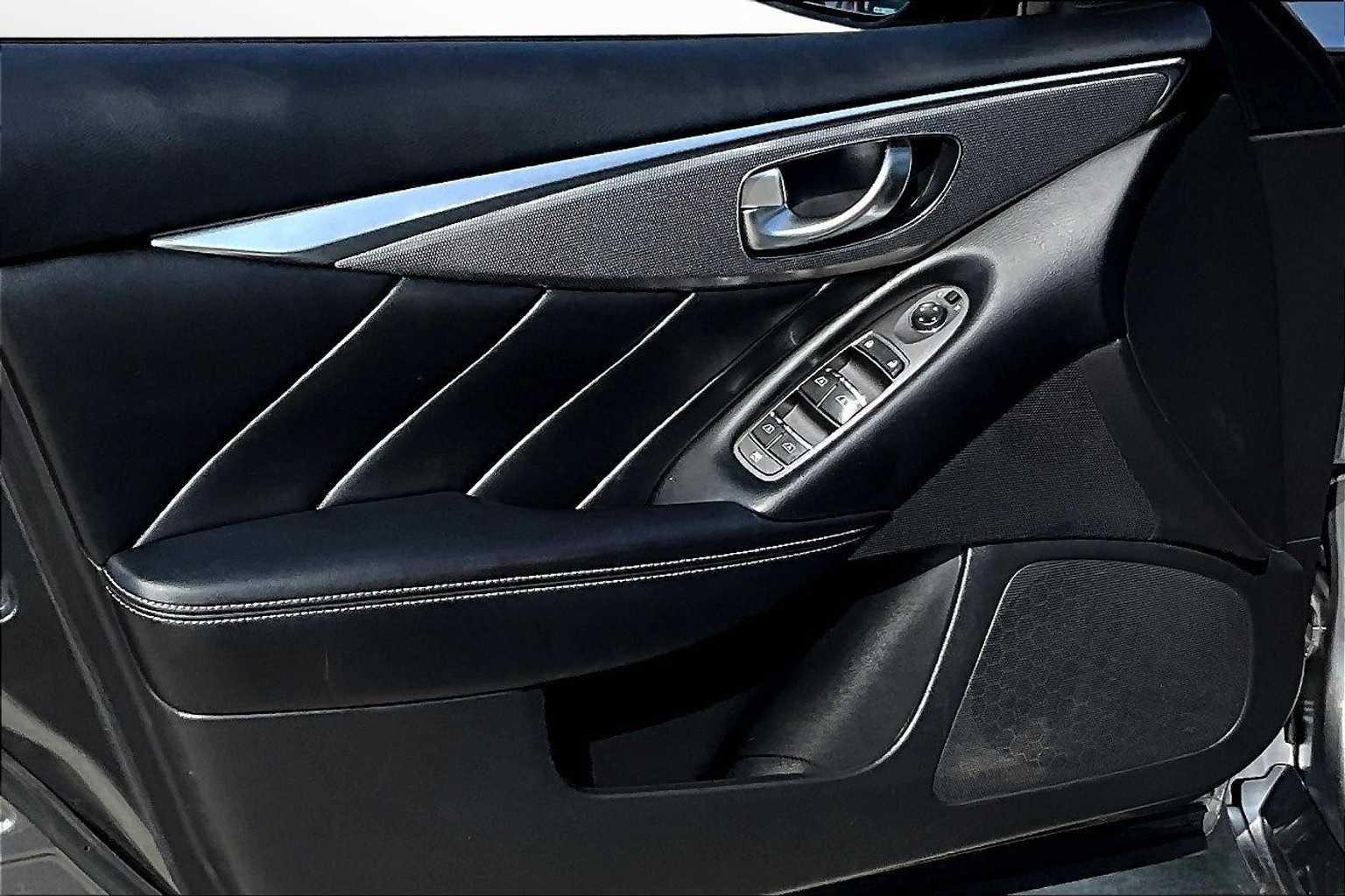 Thumbnail: 2017 INFINITI Q50 - 17