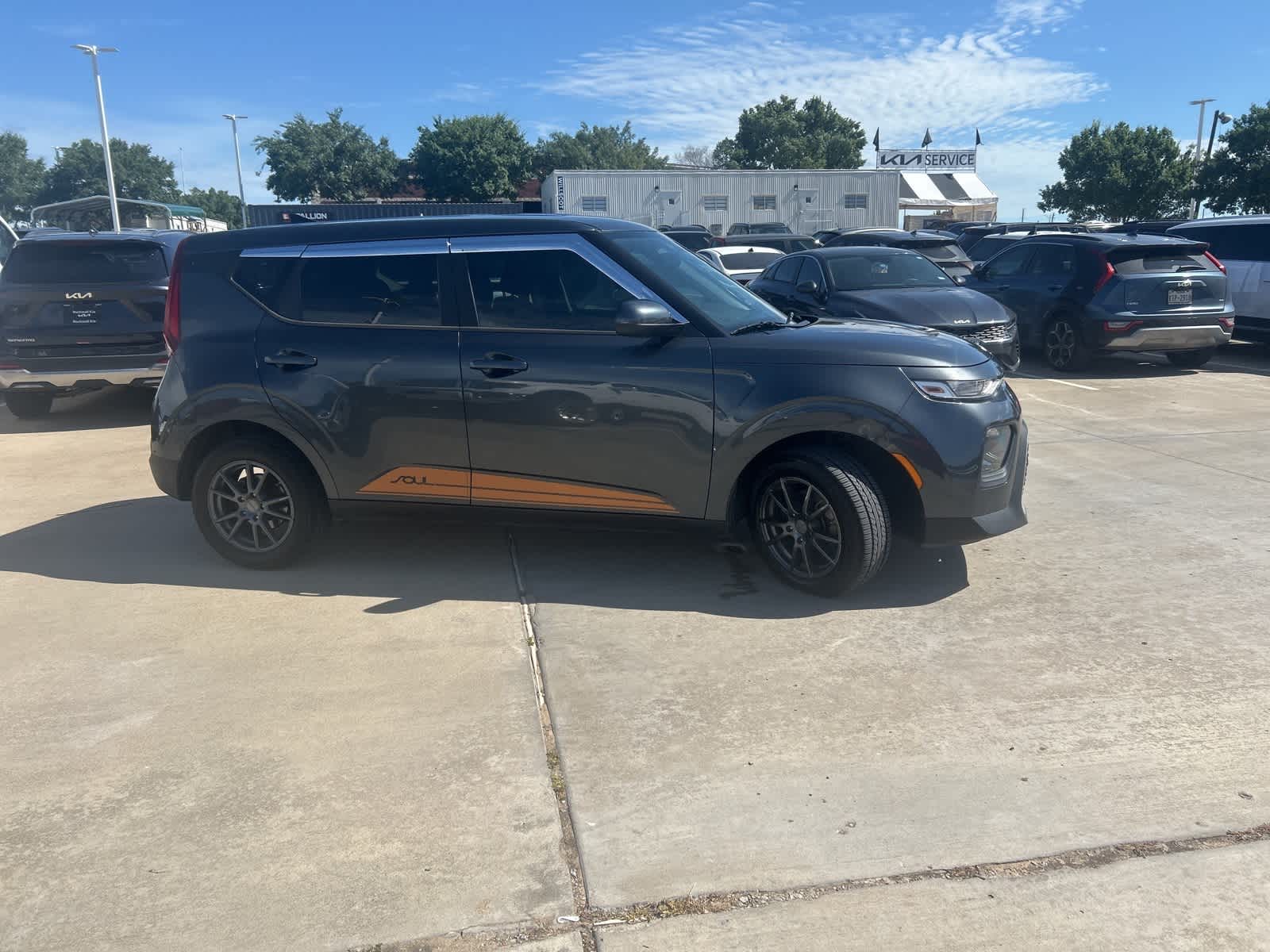 Thumbnail: 2022 Kia Soul - 4