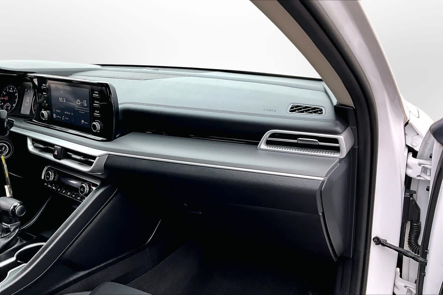 Thumbnail: 2022 Kia K5 - 12