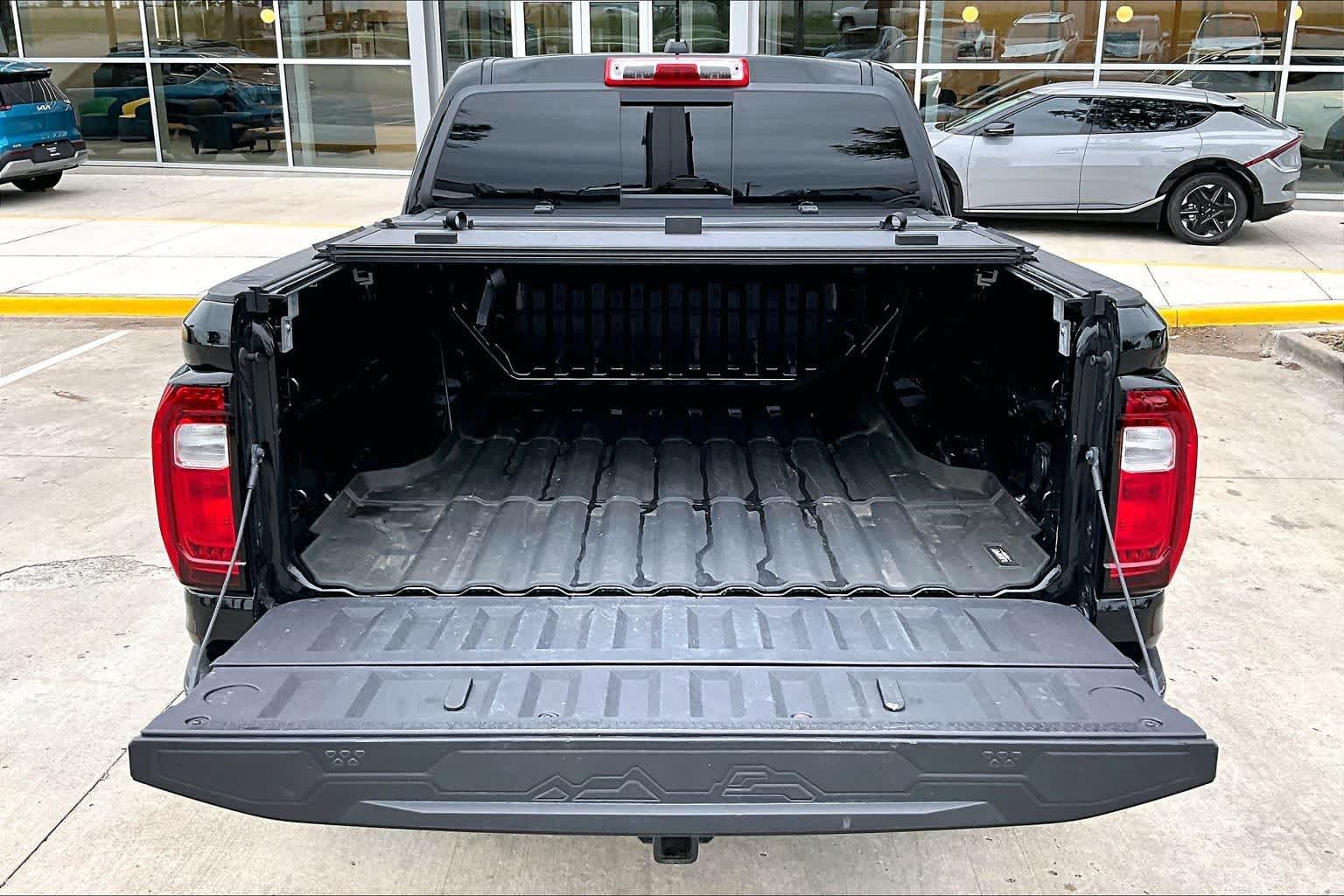 Thumbnail: 2024 GMC Canyon - 26