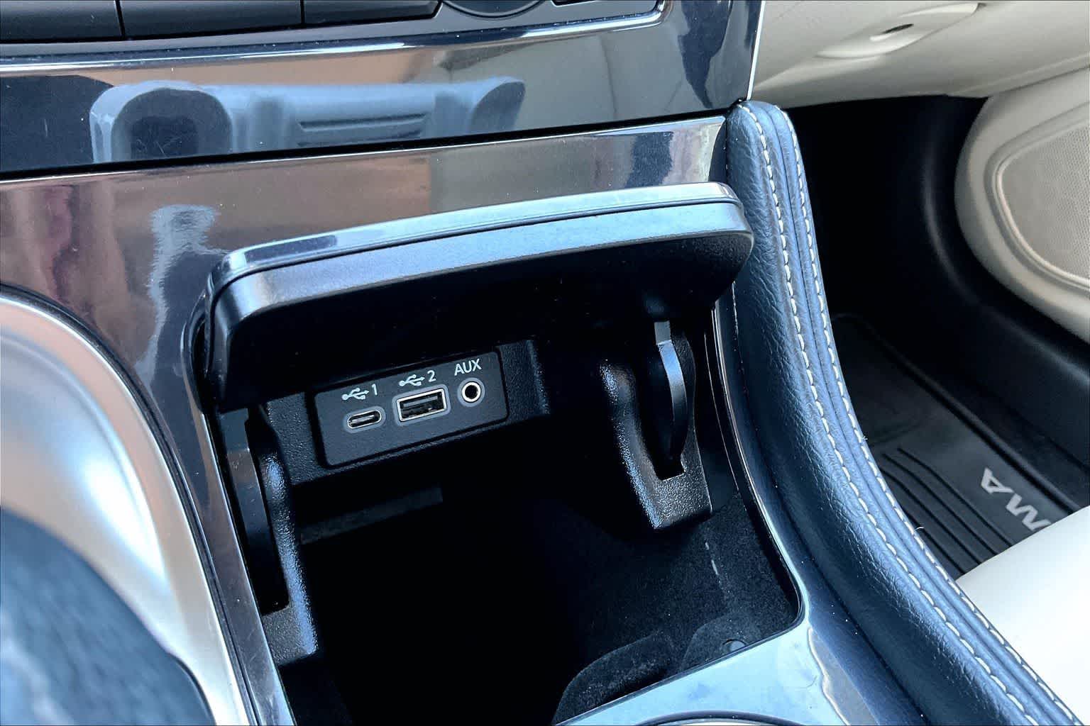 Thumbnail: 2021 Nissan Maxima - 21