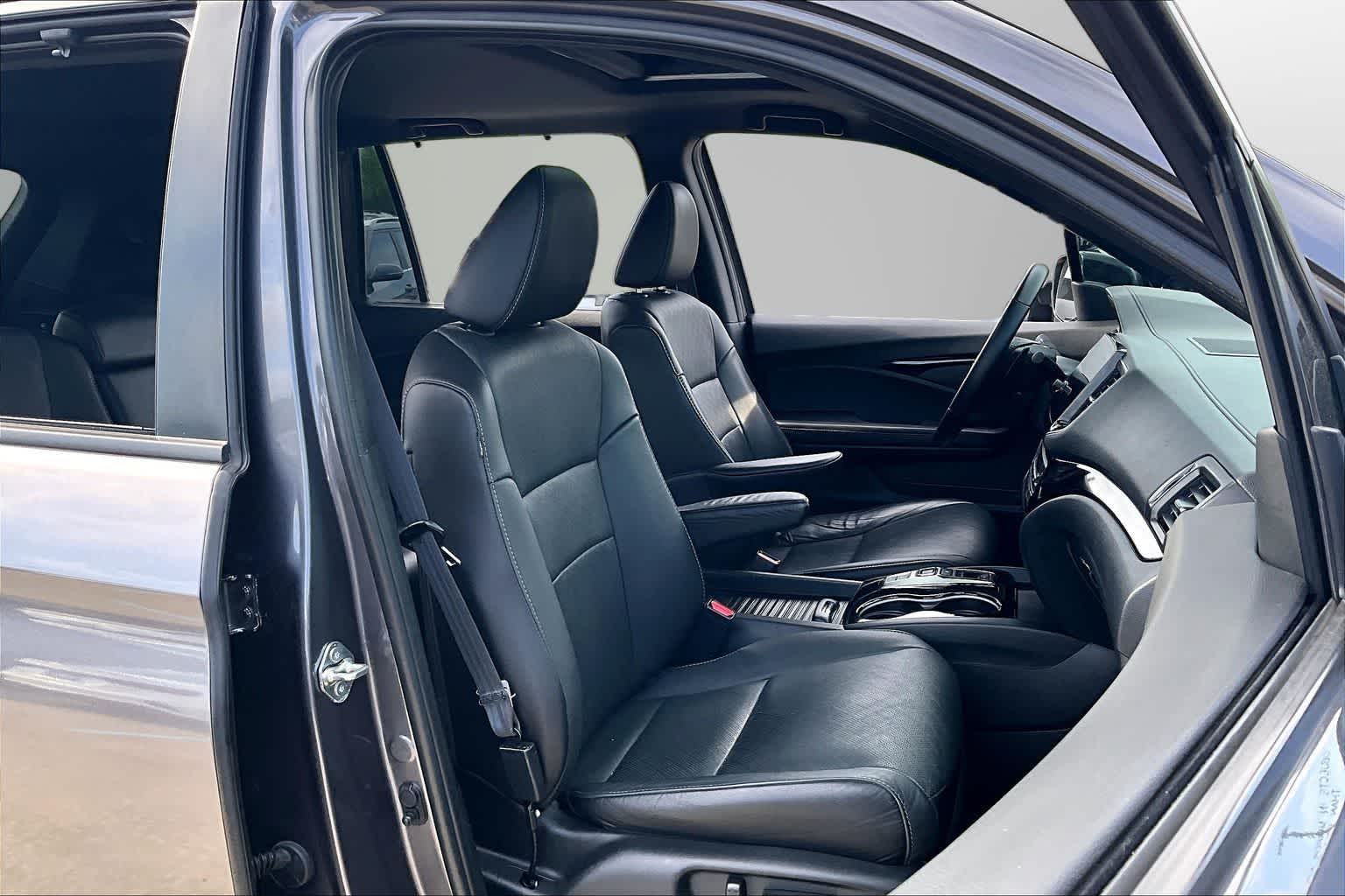 Thumbnail: 2021 Honda Passport - 6