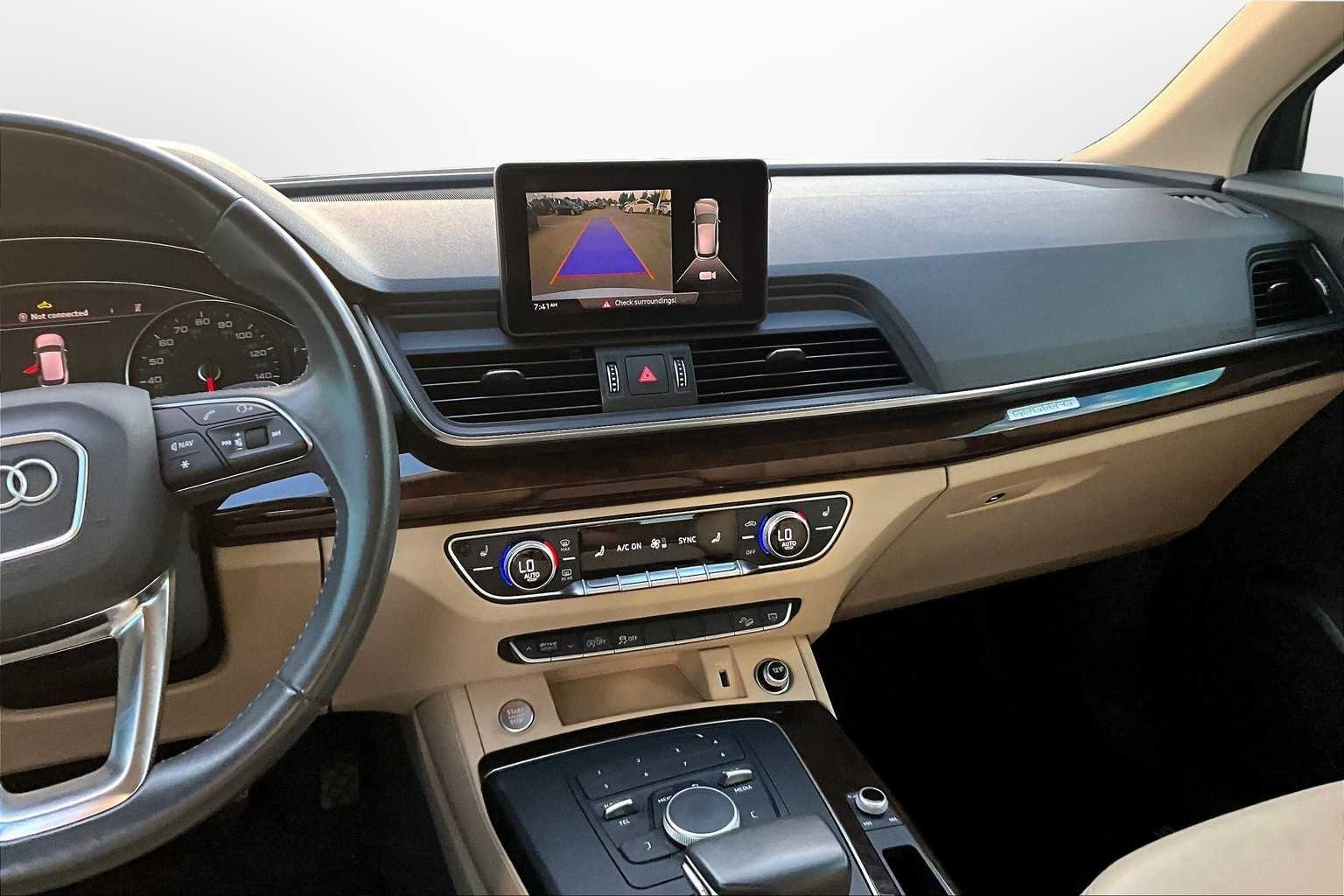 Thumbnail: 2019 Audi Q5 - 6