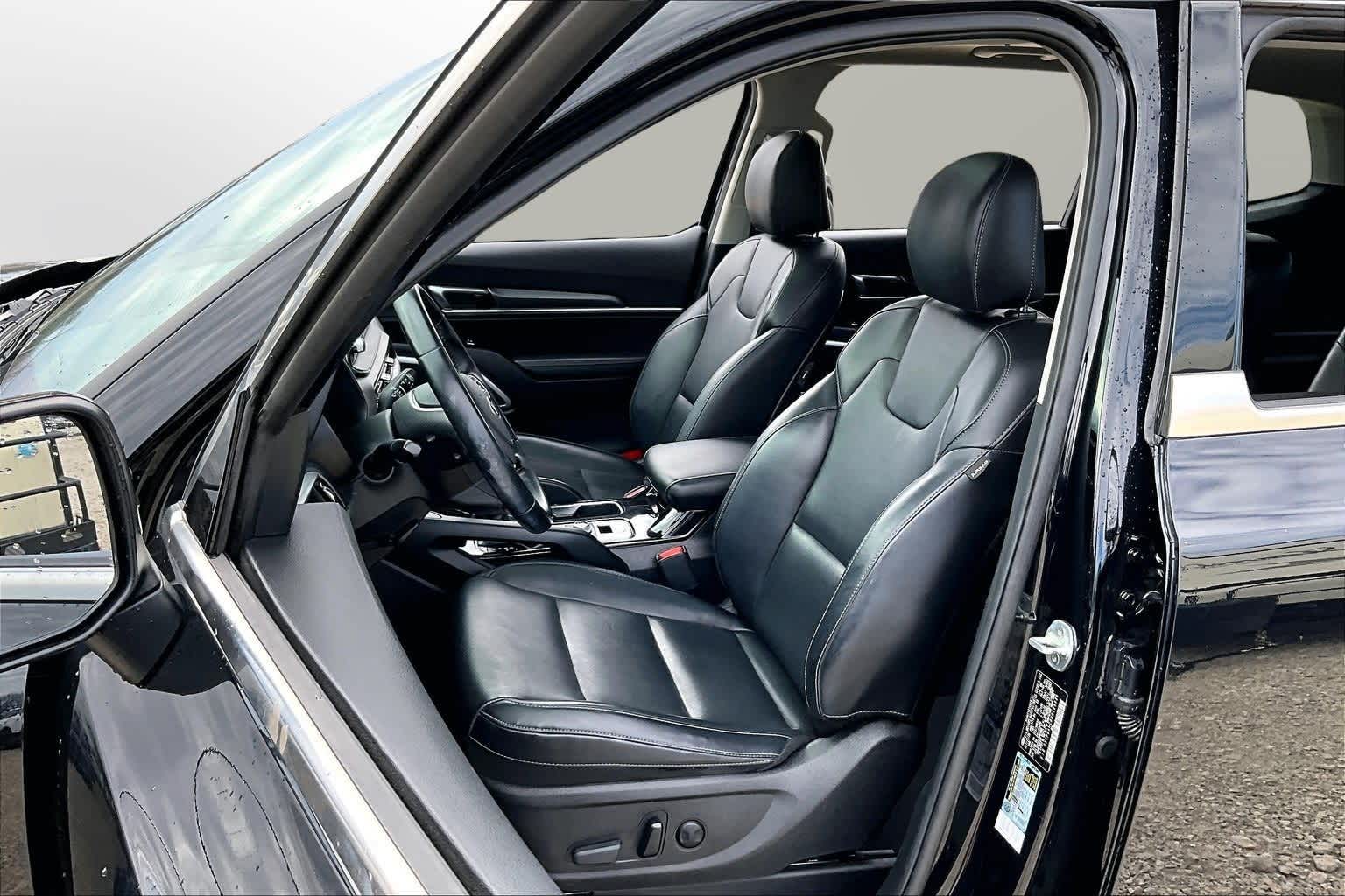 Thumbnail: 2021 Kia Telluride - 25