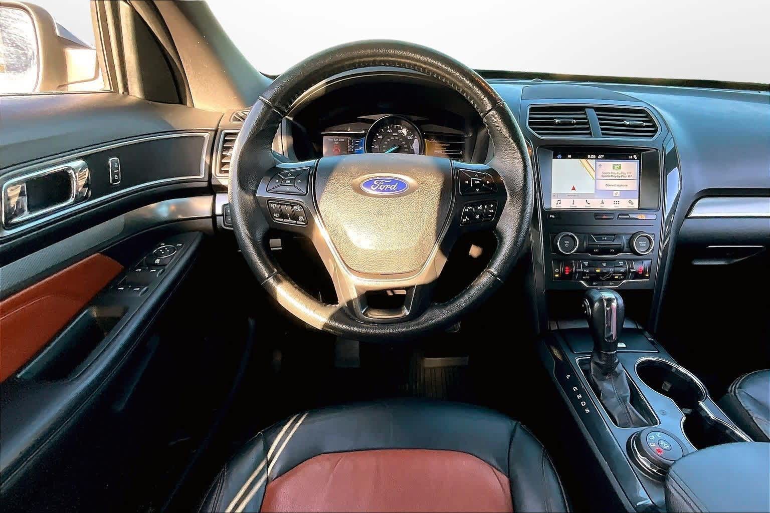 Thumbnail: 2019 Ford Explorer - 5