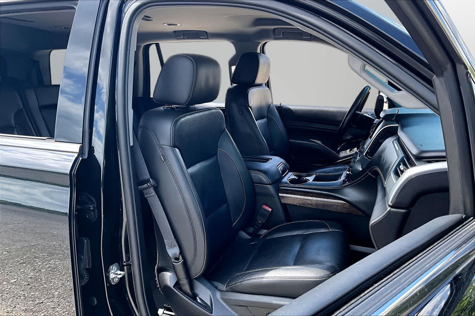 Thumbnail: 2019 Chevrolet Tahoe - 6