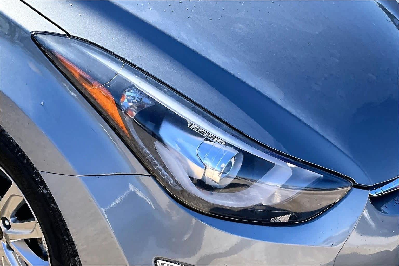 Thumbnail: 2015 Hyundai Elantra - 28