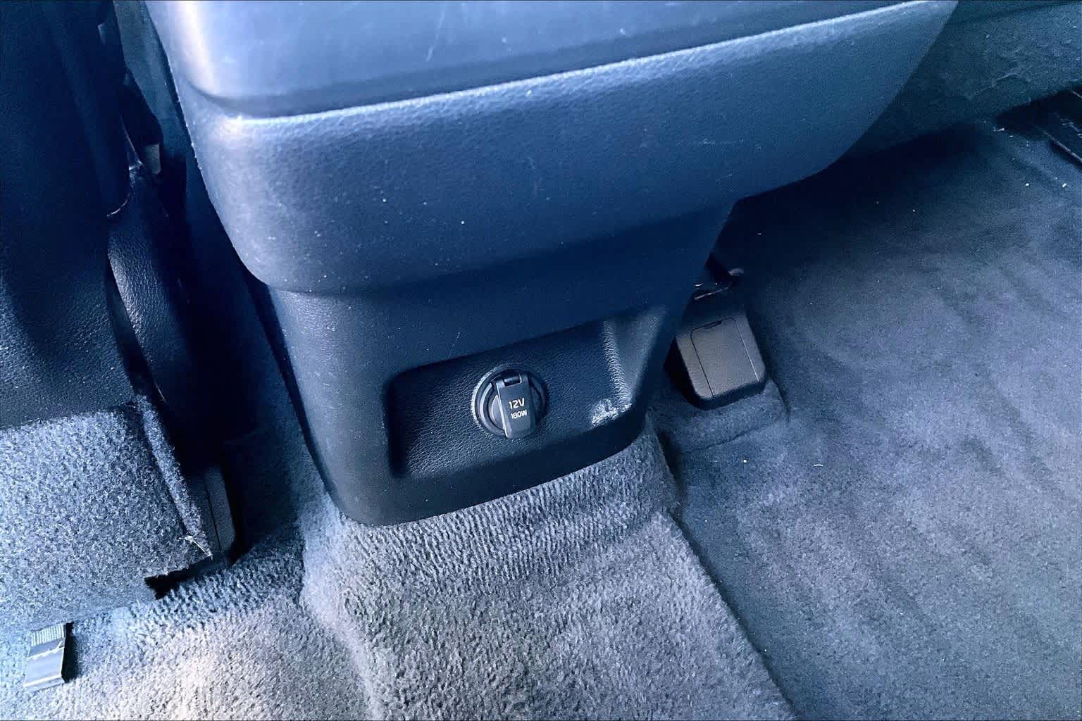 Thumbnail: 2022 Kia Telluride - 23