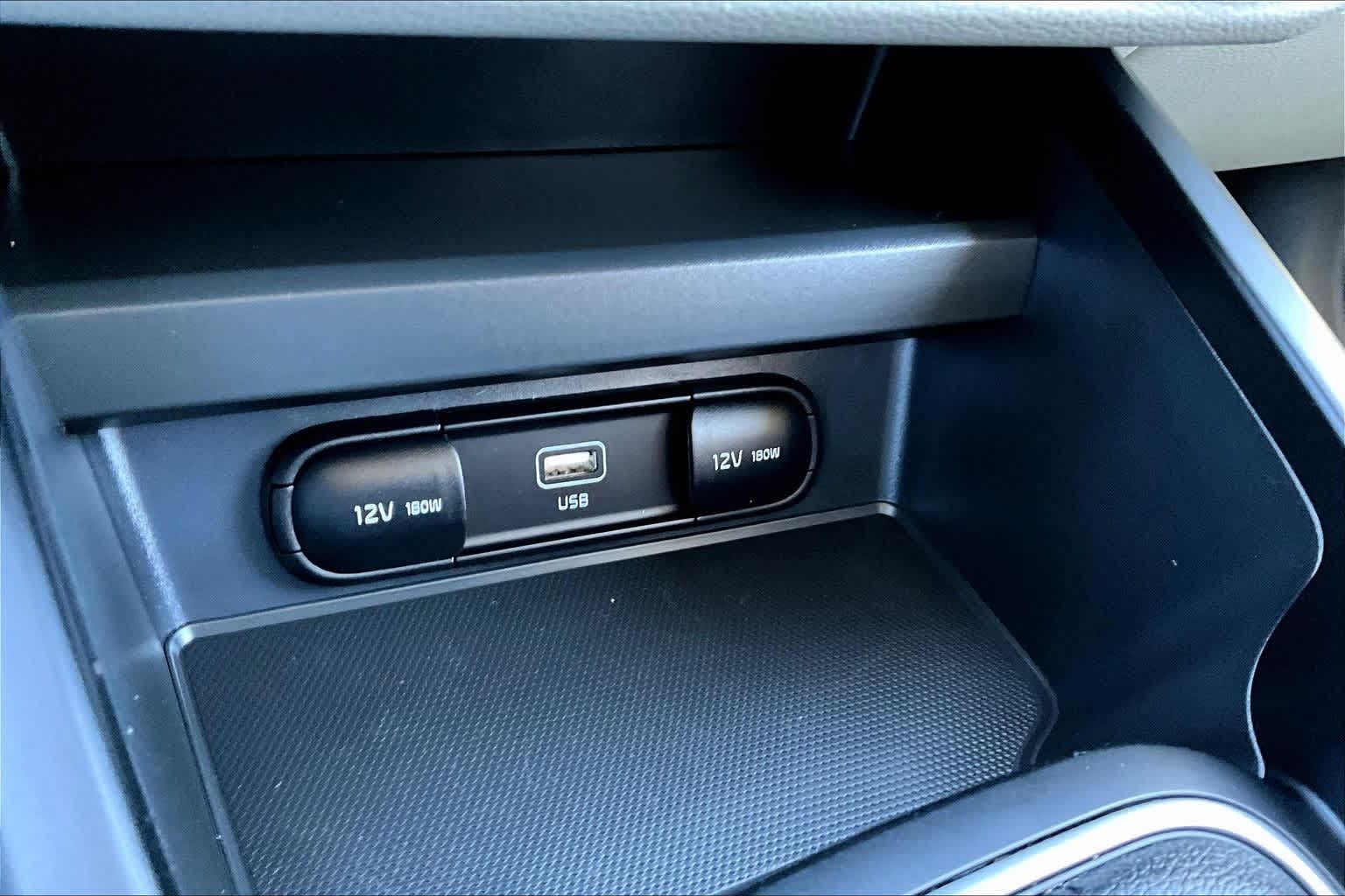 Thumbnail: 2023 Kia Soul - 23