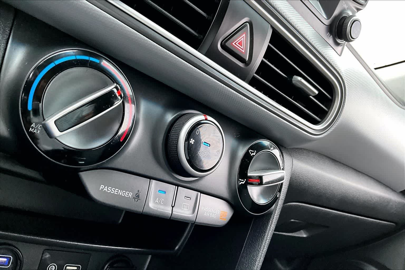 Thumbnail: 2020 Hyundai Kona - 22